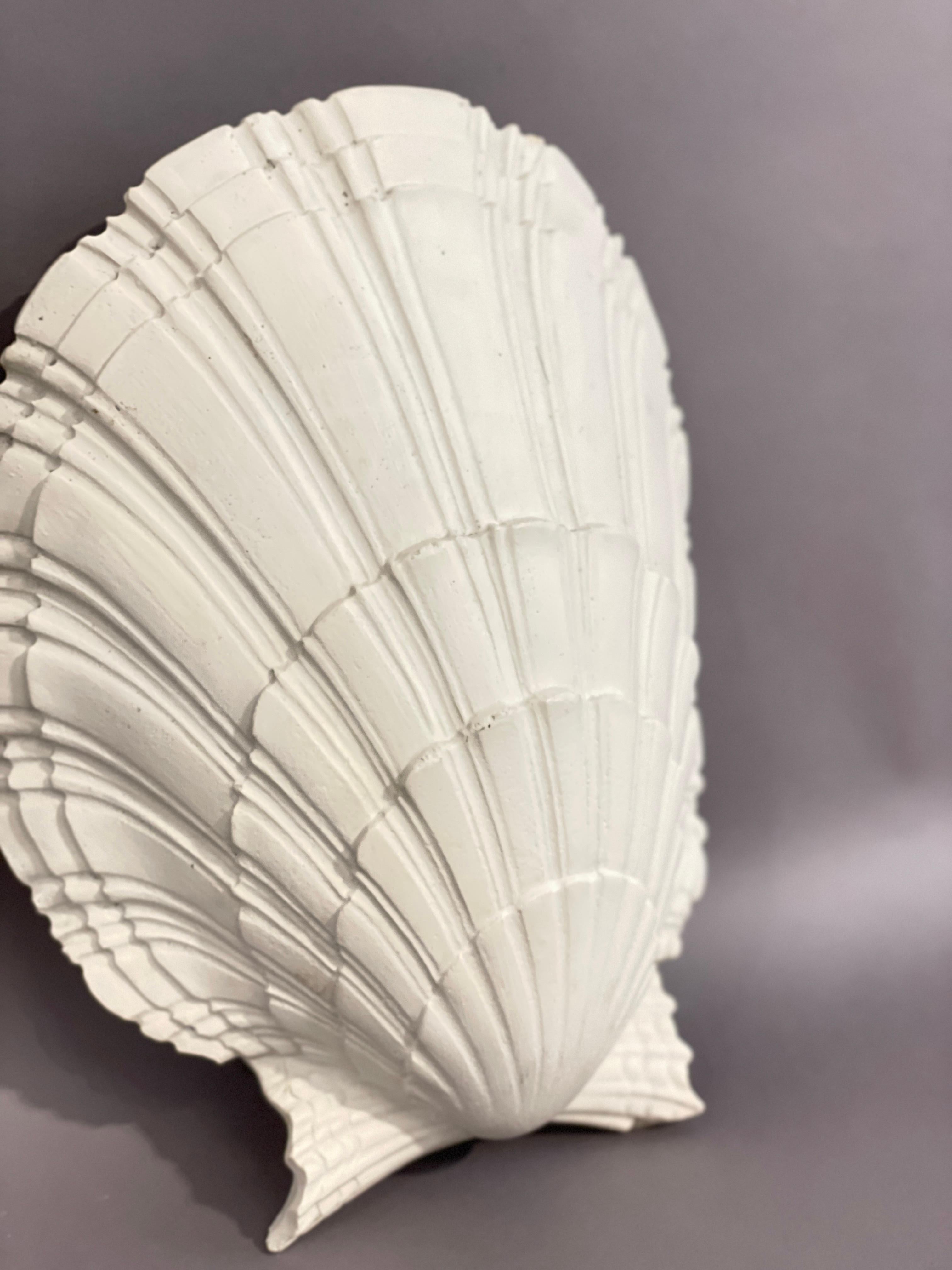 Serge Roche single plaster shell applique 1935.         Free shipping In Good Condition For Sale In London, GB
