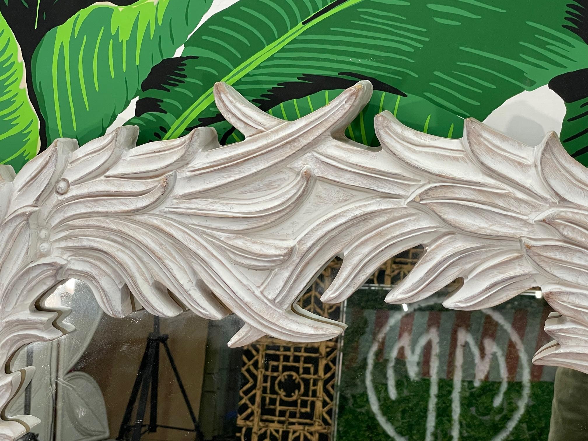Serge Roche Stil geschnitzt Palm Frond Spiegel im Zustand „Gut“ im Angebot in Jacksonville, FL