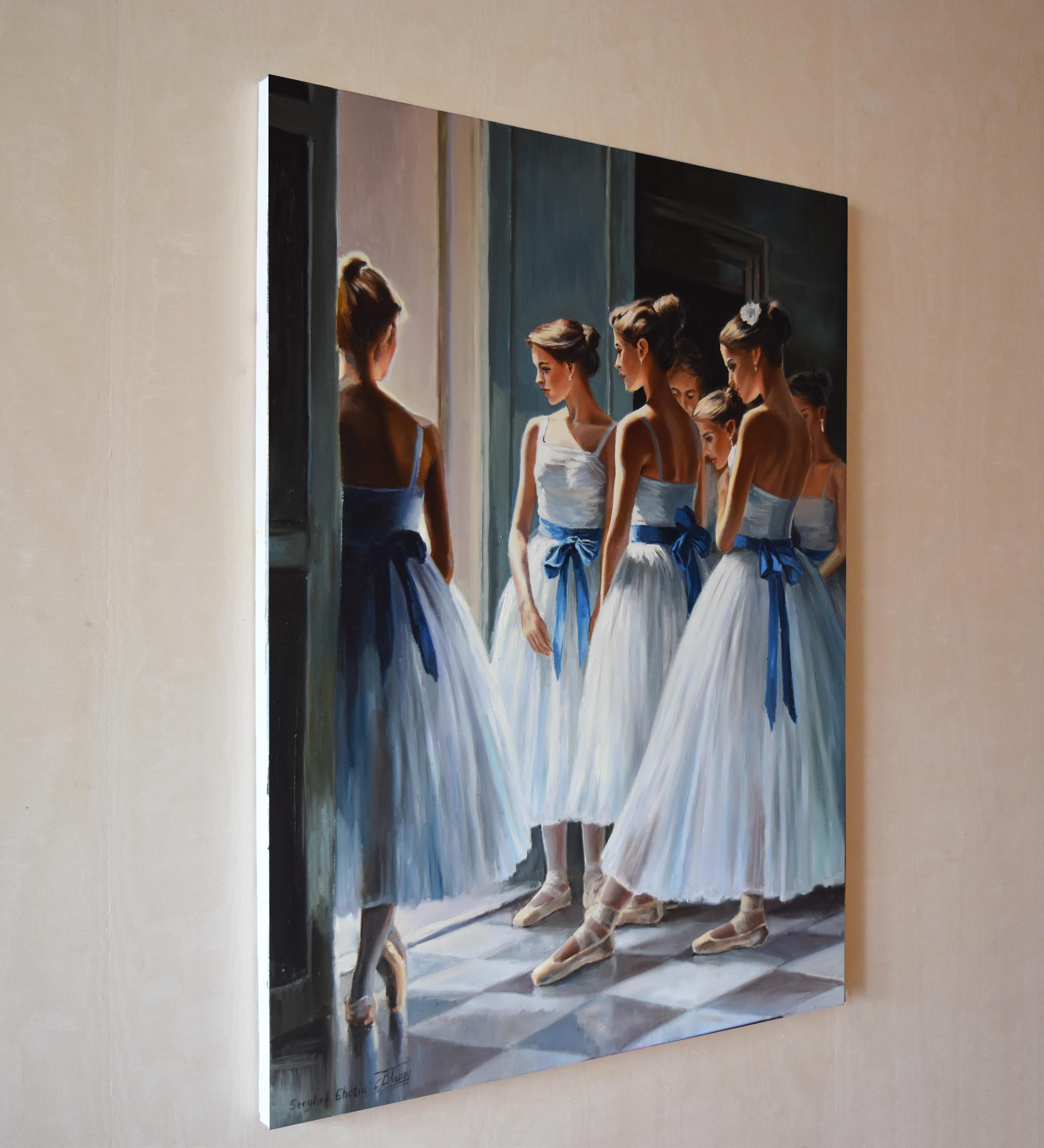 Dans cette peinture, j'ai capturé un moment calme d'anticipation et de réflexion parmi les danseurs. À l'huile, j'ai peint leurs formes délicates et leur lumière douce pour évoquer un mélange d'impressionnisme et de réalisme. L'énergie gracieuse et