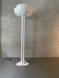 Sergio Asti Bilumen Trifoglio lampadaire en métal blanc et plexiglas Italie 1970