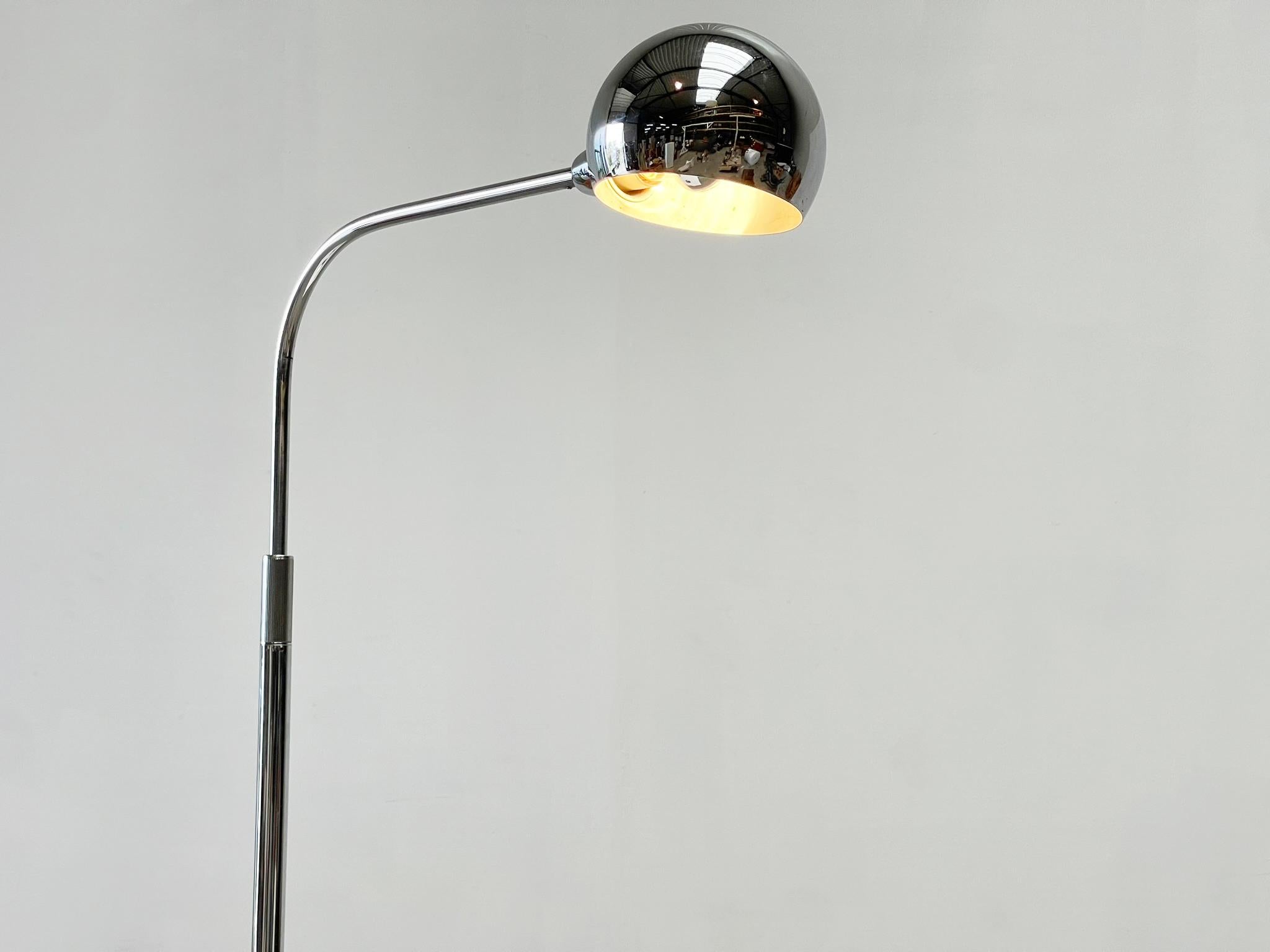 Sergio Asti for Candle adjustable floorlamp For Sale 2