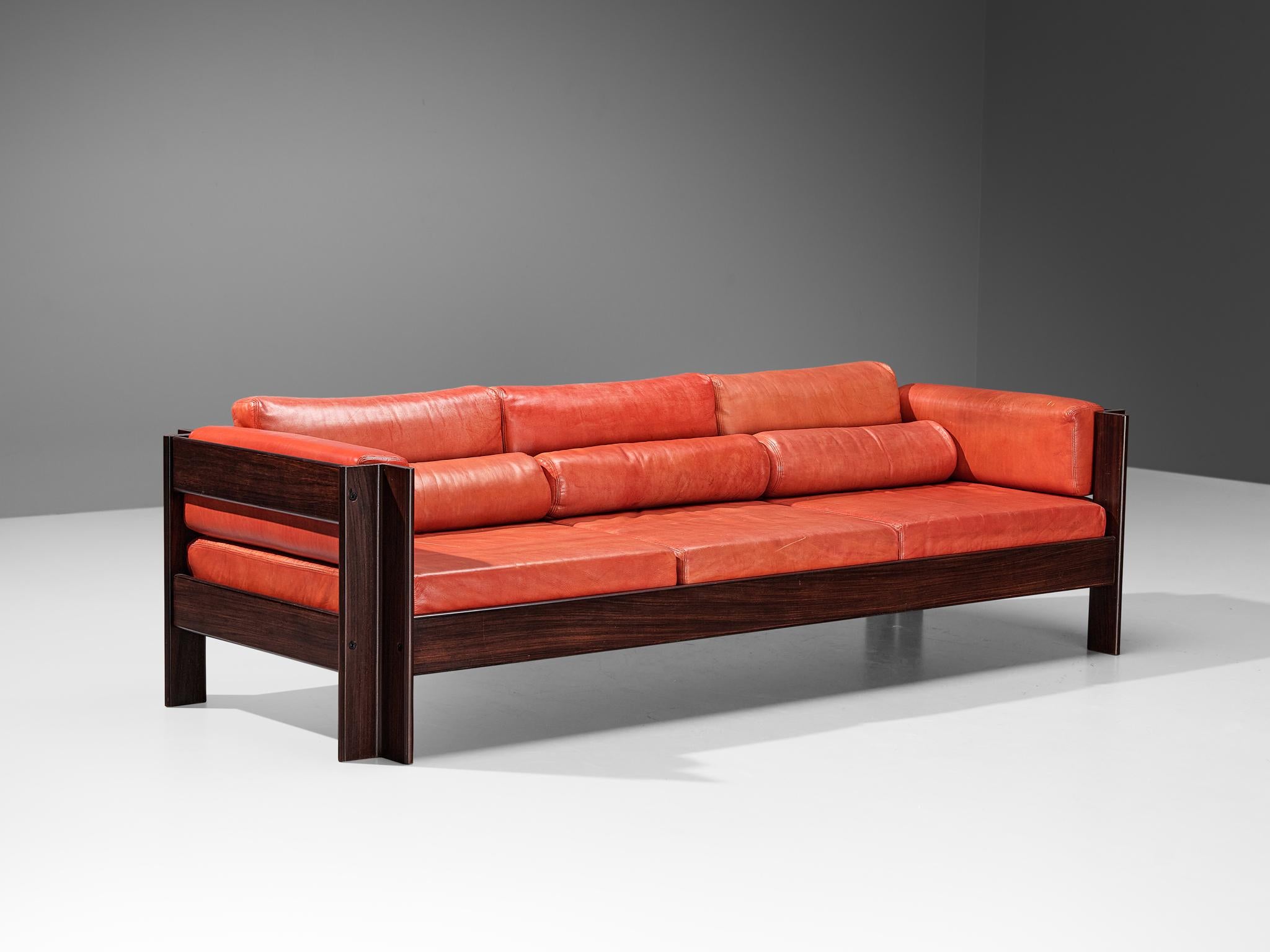 Sergio Asti for Poltronova 'Zelda' Sofa in Plywood and Red Leather  In Good Condition For Sale In Waalwijk, NL