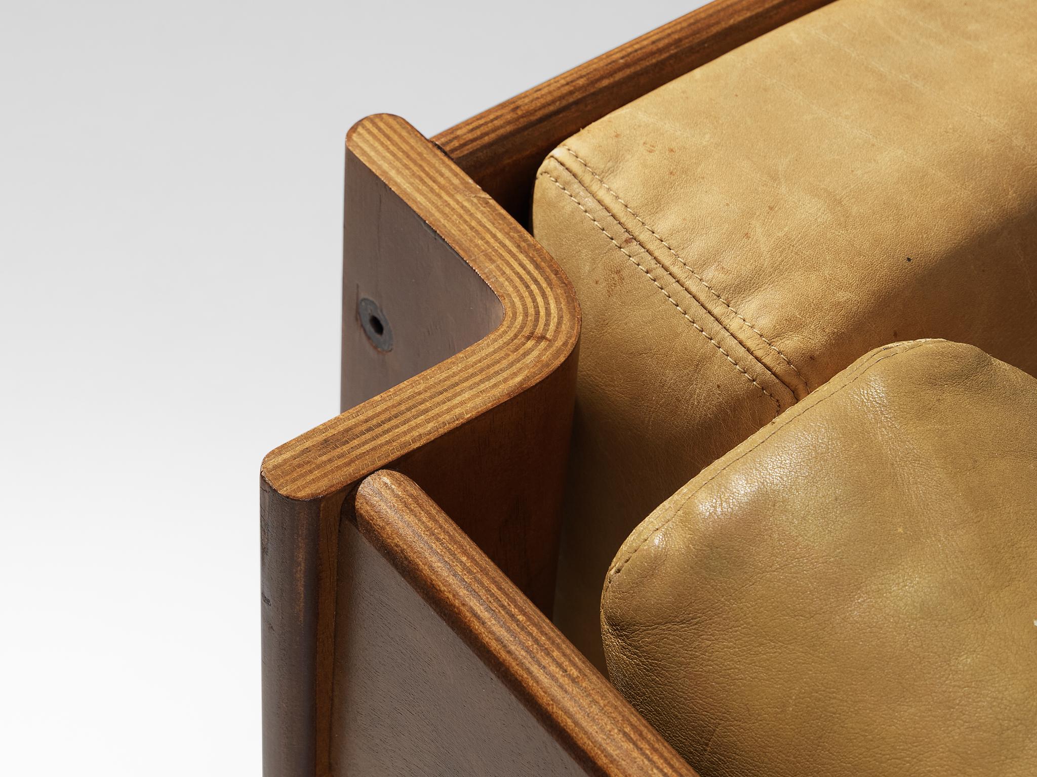 Italian Sergio Asti for Poltronova 'Zelda' Sofa in Walnut and Leather