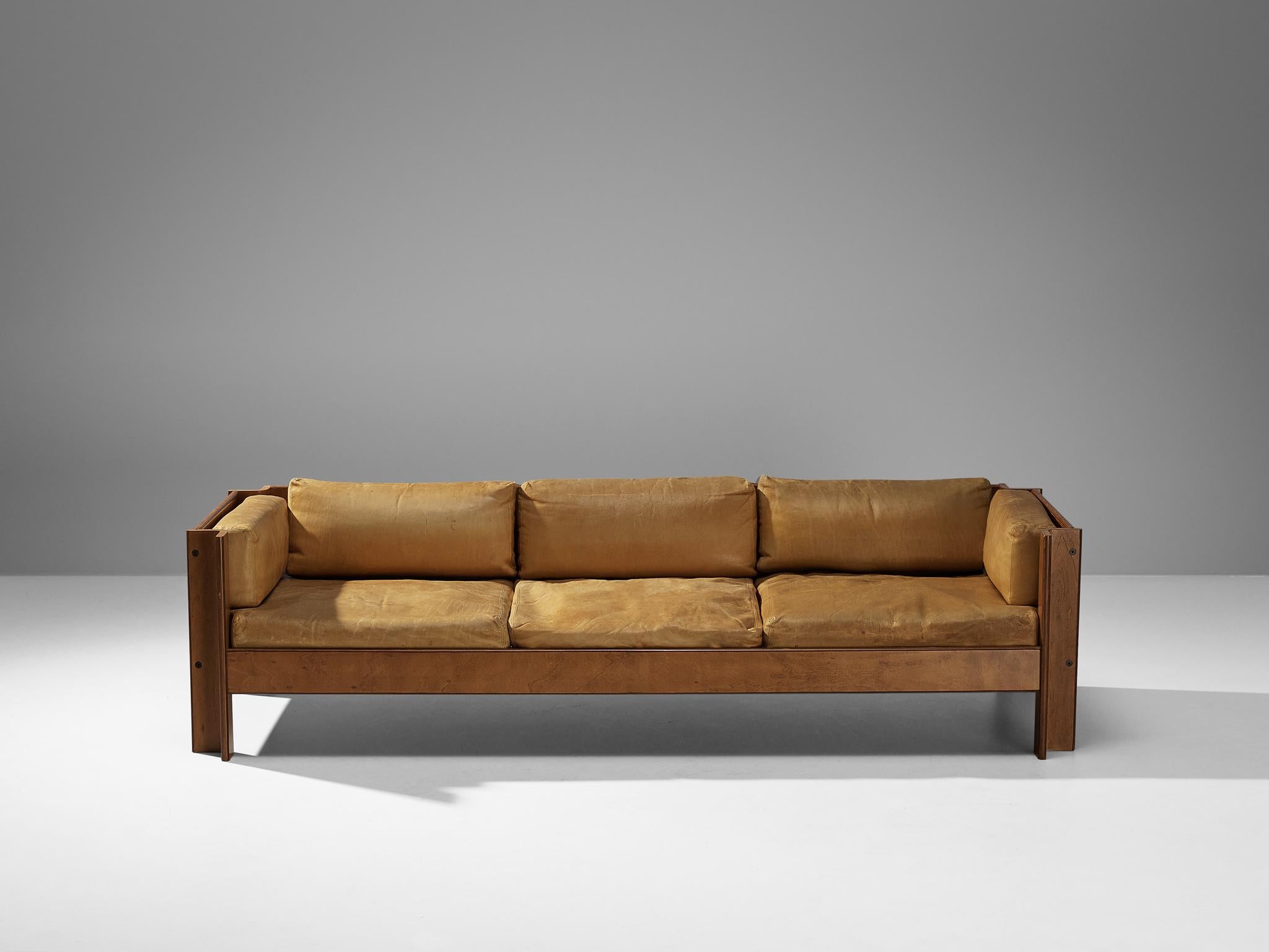Mid-20th Century Sergio Asti for Poltronova 'Zelda' Sofa in Walnut and Leather