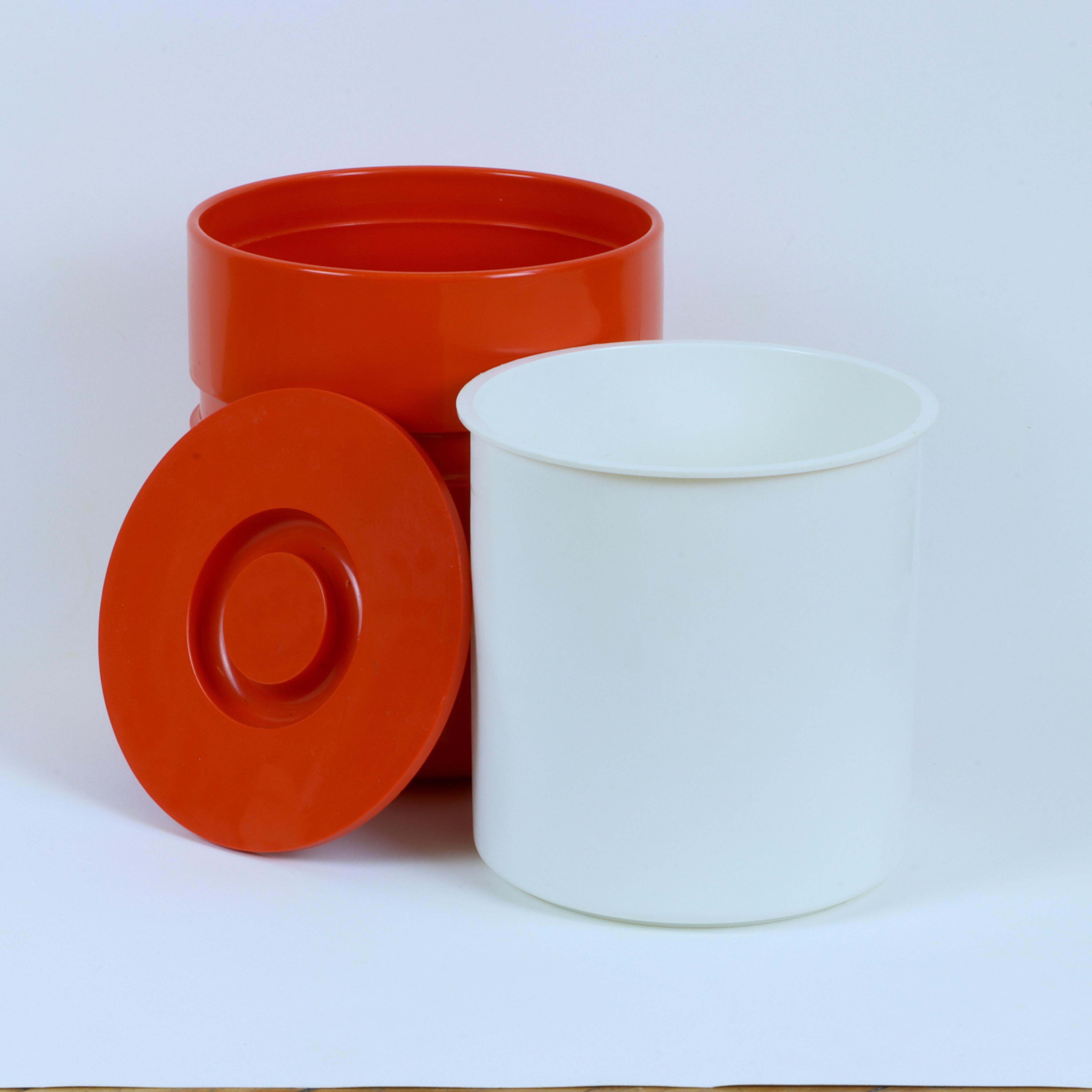 Space Age Sergio Asti Ice Bucket for Heller For Sale