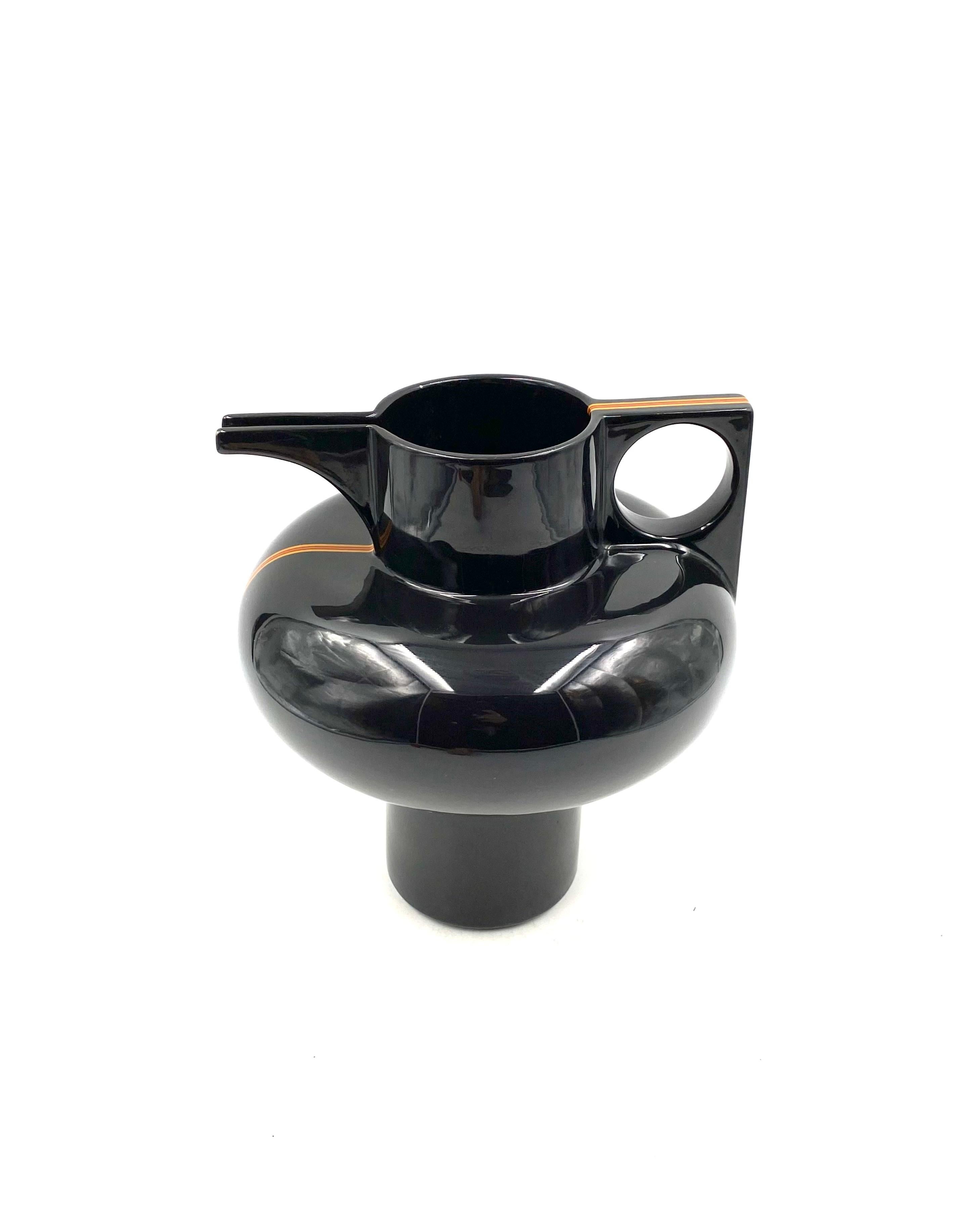 Mid-20th Century Sergio Asti, Modern black ceramic vase / pitcher, Cedit Italy 1969 For Sale