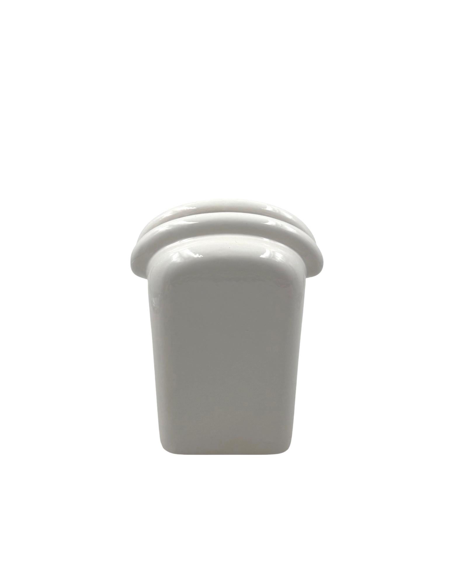 Sergio Asti, modern ceramic vase, Gabbianelli Italy ca. 1970 For Sale 4
