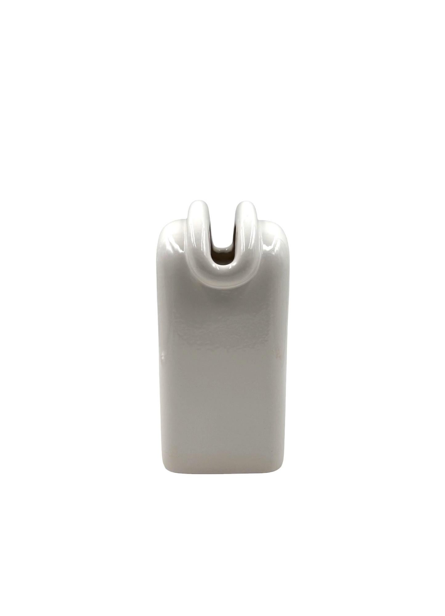 Sergio Asti, modern ceramic vase, Gabbianelli Italy ca. 1970 For Sale 6