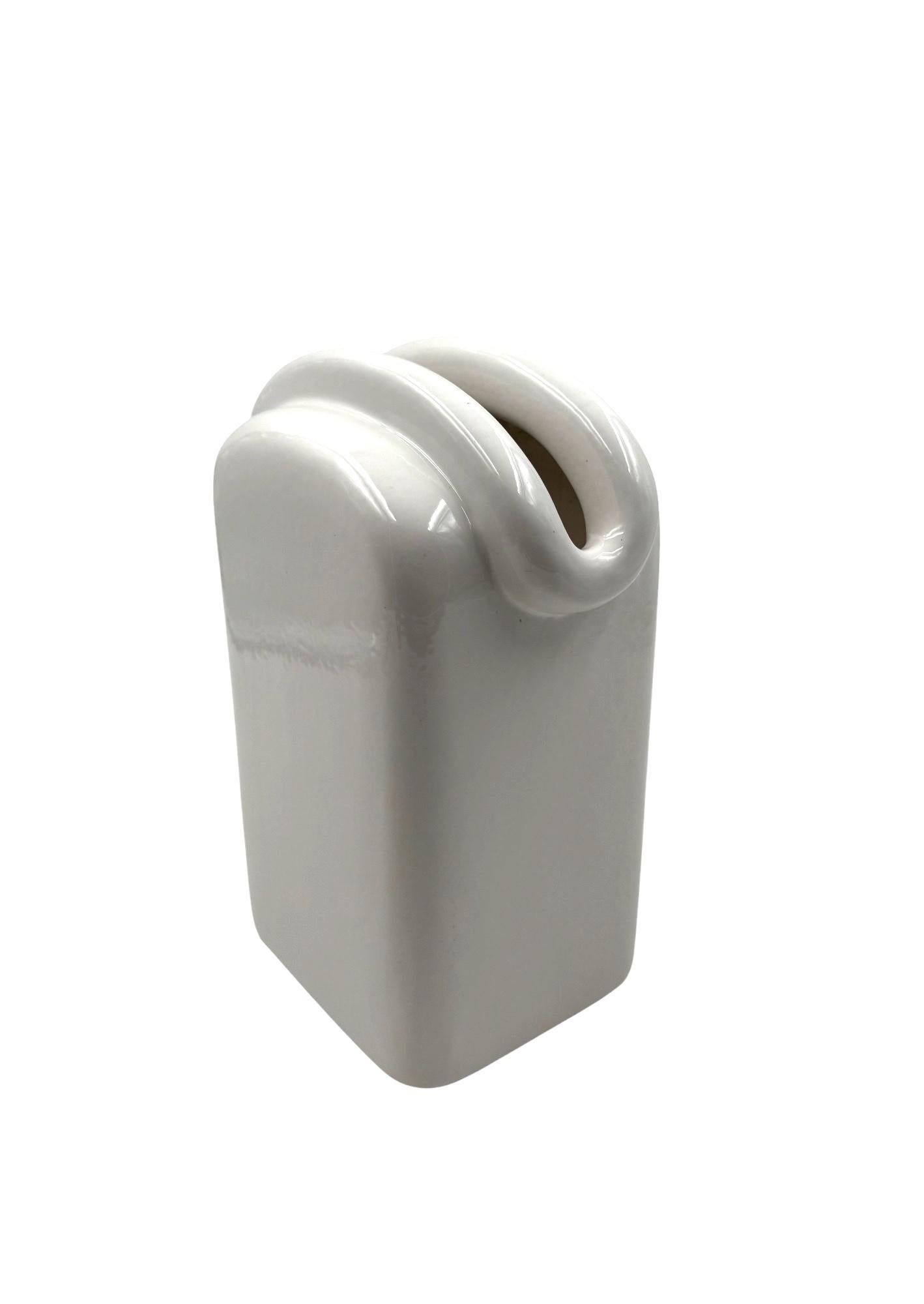 Sergio Asti, modern ceramic vase, Gabbianelli Italy ca. 1970 For Sale 11