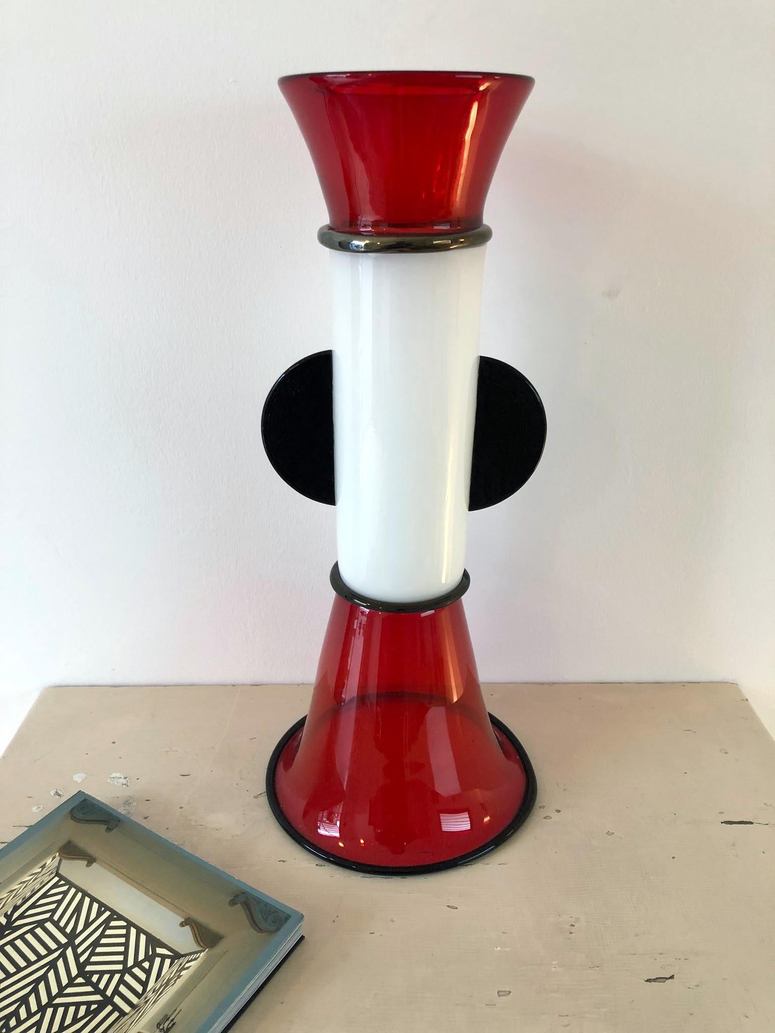 From very rare '1960s' Collection of 8 pieces, 'Bidogale' vase designed by Sergio Asti in 1985.
An iconic vase in red, black and white 'lattimo' glass (milky glass) realised with 'incalmo' technique.

It's part of the full collection titled