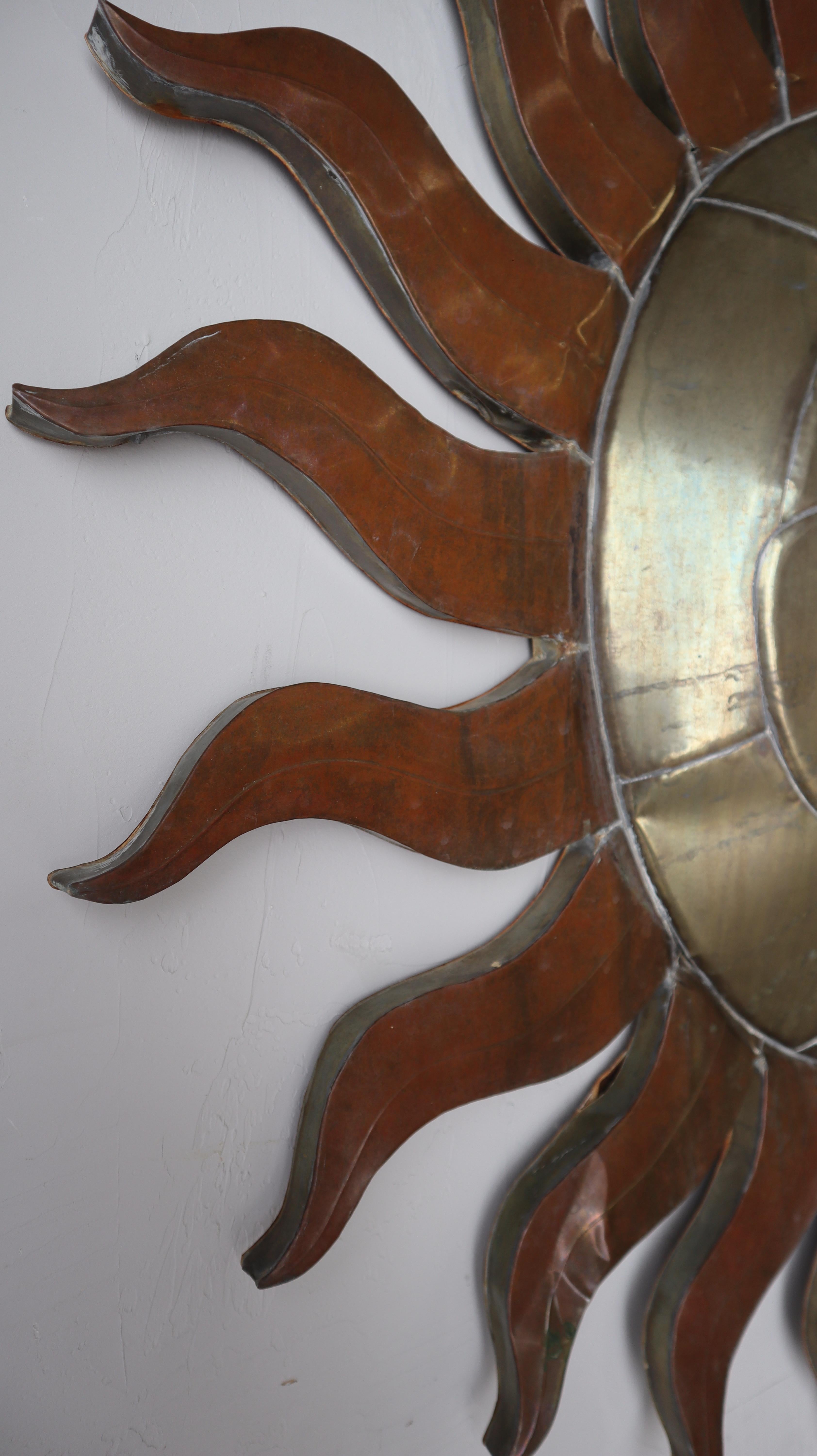 Scultura da parete in rame e ottone 
