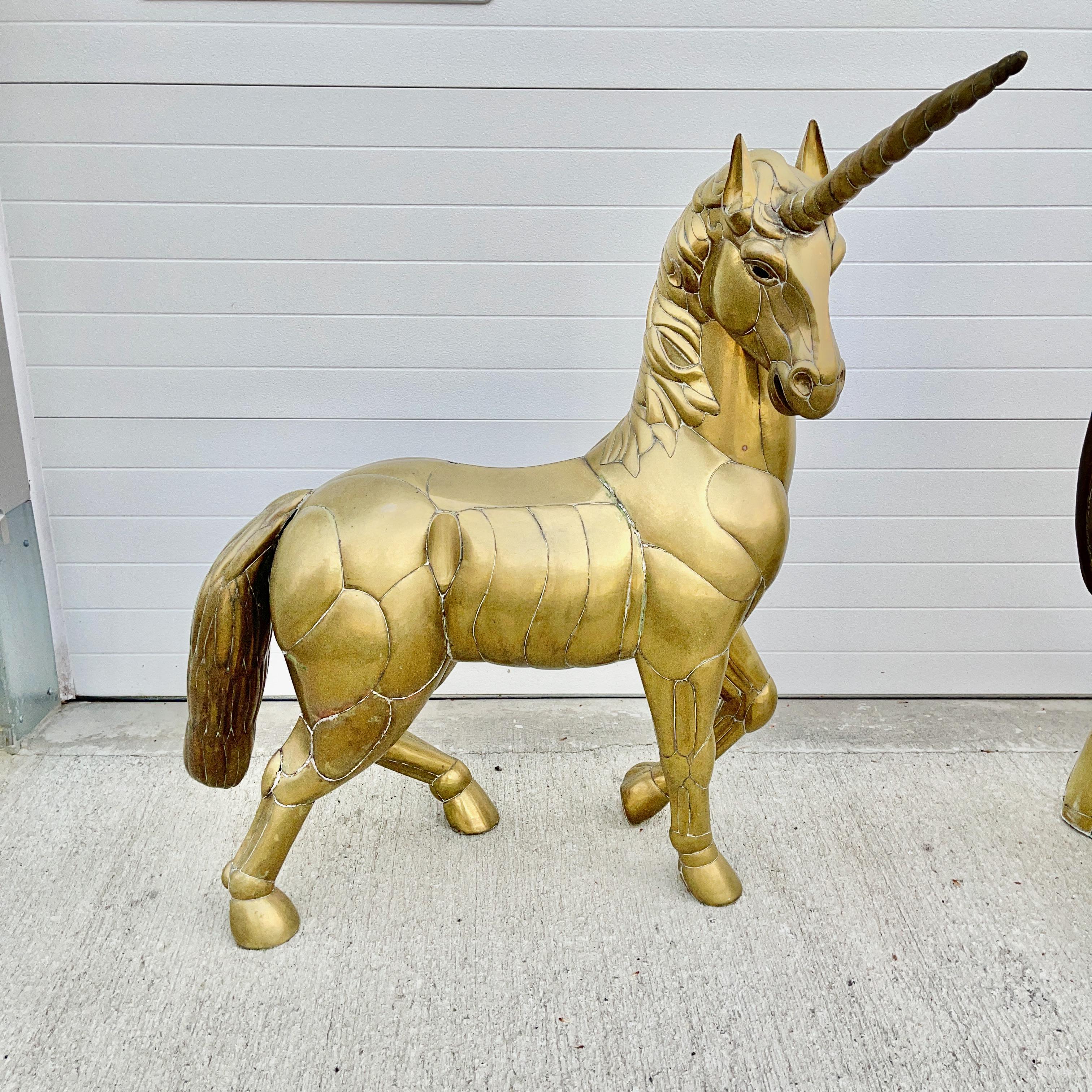 Sergio Bustamante Unicornio de latón a tamaño natural, firmado y numerado Moderno de mediados de siglo en venta