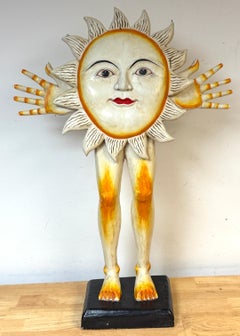 Escultura monumental tallada de un sol, de Sergio Bustamante, México, alrededor de la década de 1980