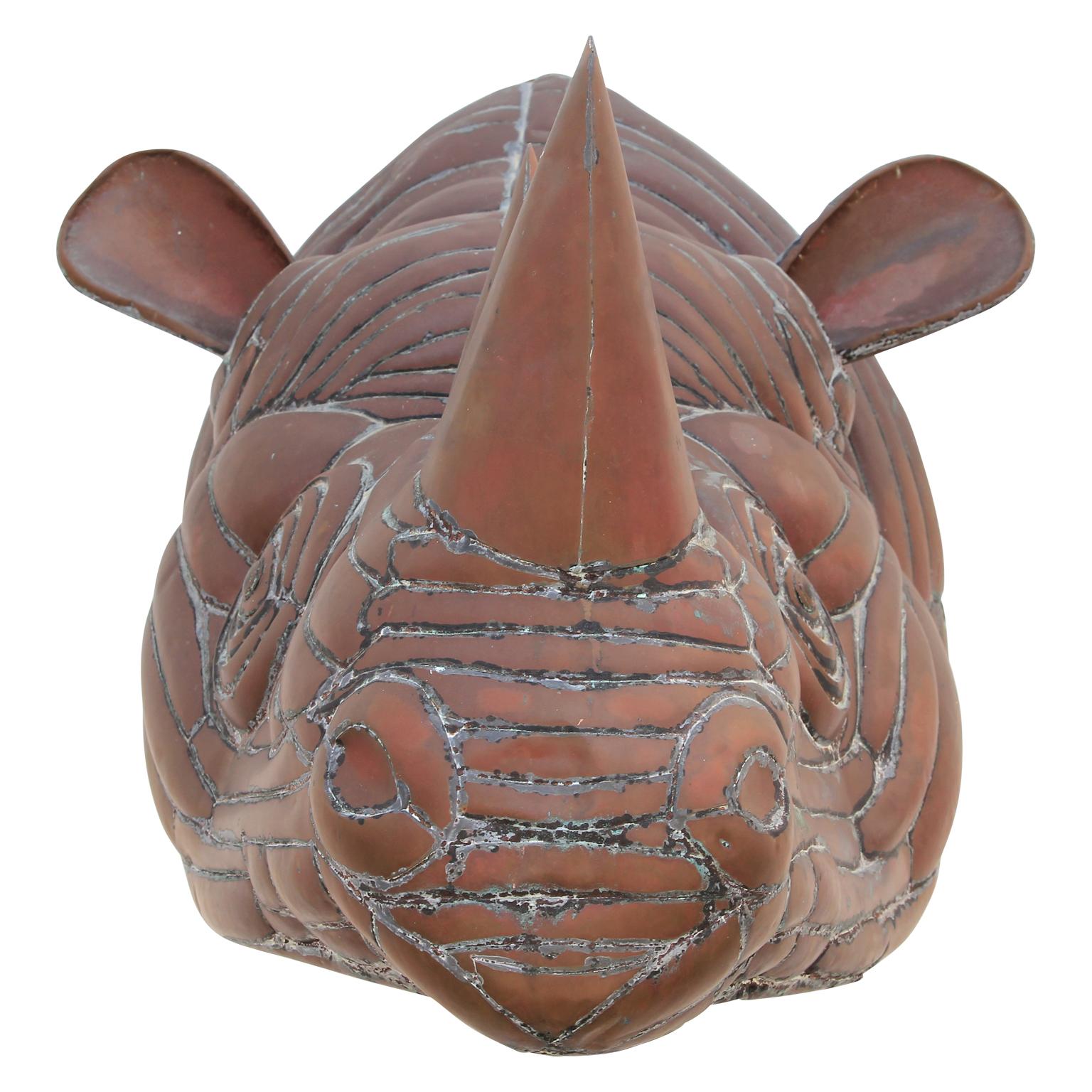 Sculpture moderne abstraite en métal - Tête de rhinoïde en vente 1