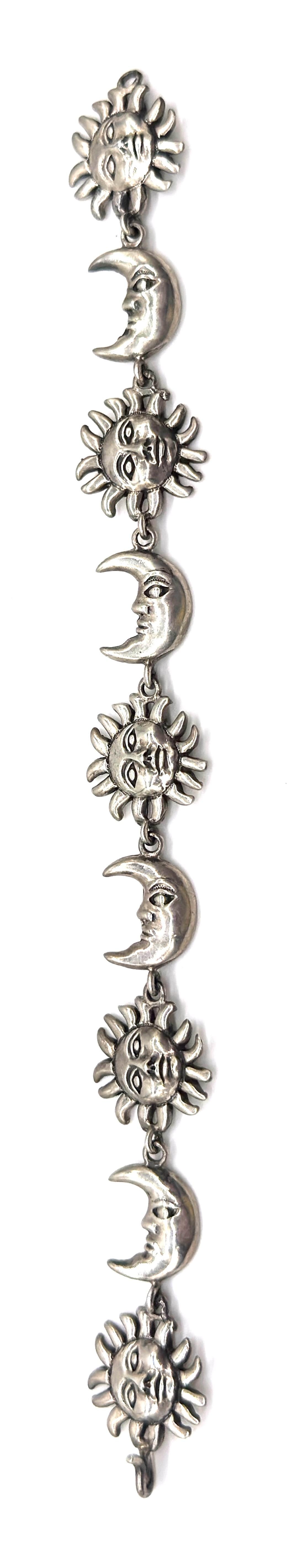 Sergio Bustamante Signed Sterling Silver Sun and Moon Link Bracelet, Mexico, 1980s
Dimensions: 7.5