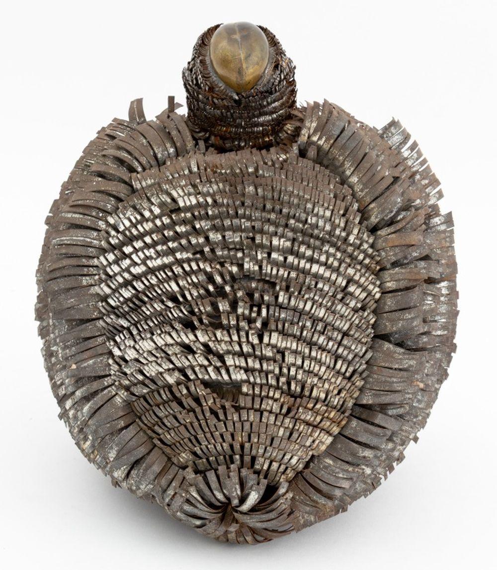 20ième siècle Sculpture en métal découpé de style Sergio Bustamante en vente