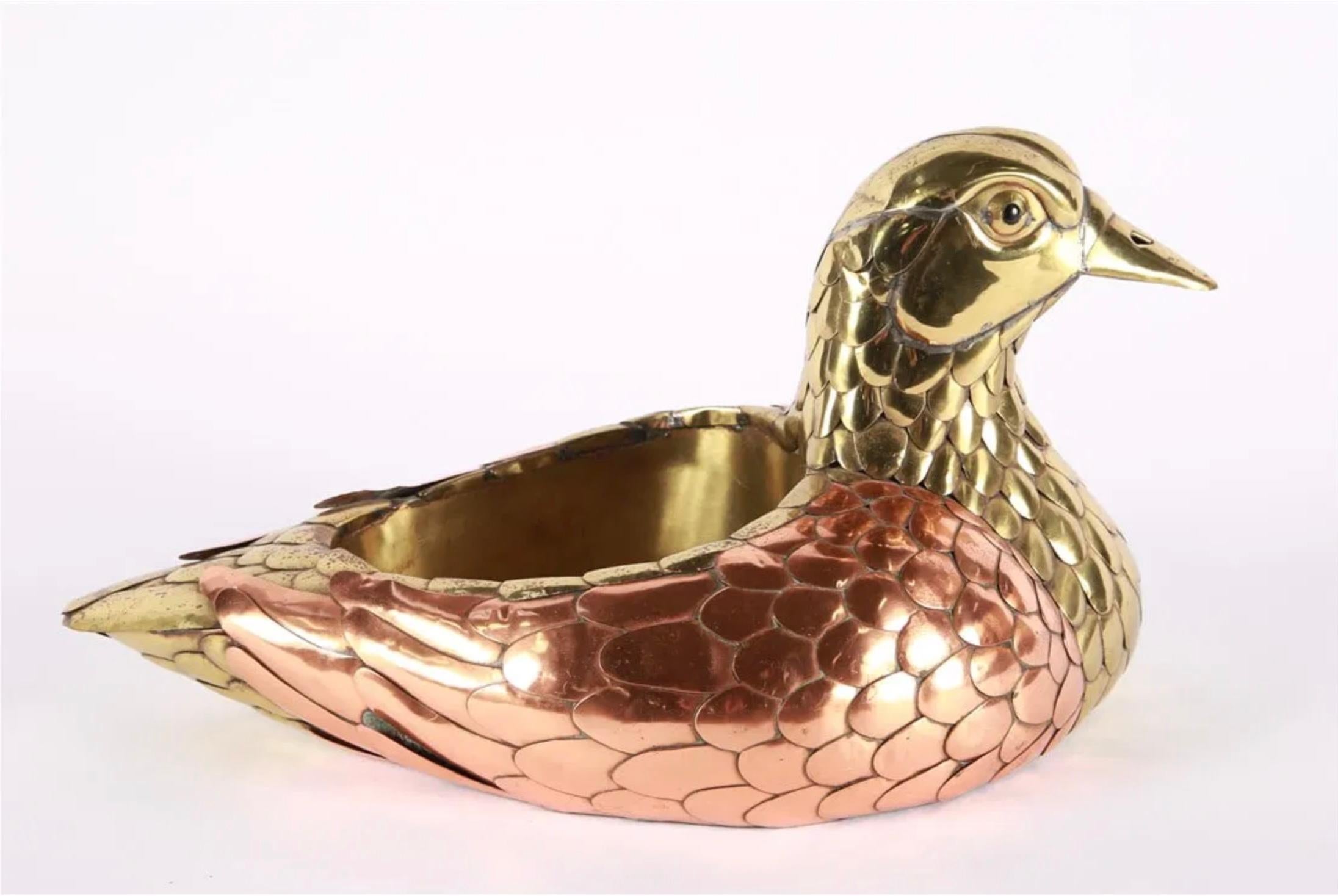 Mexicain Sergio Bustamante, Sculpture en forme de canard soudé en vente