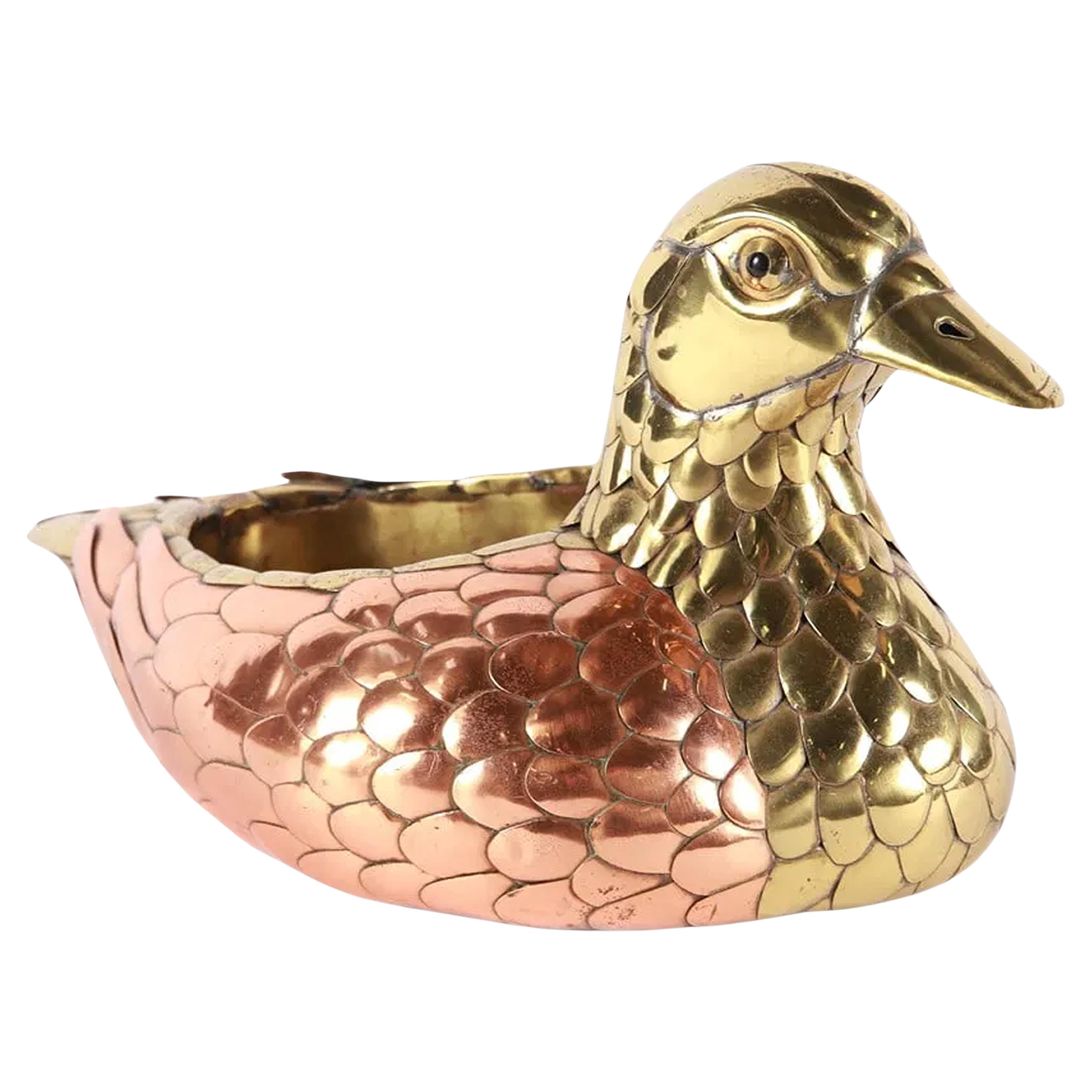 Sergio Bustamante, Sculpture en forme de canard soudé en vente