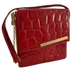 Sergio Cerruti Roma 1980s Red Faux Alligator Flap Novelty Shoulder Bag GHW Sergio Cerruti Roma 1980s Red Faux Alligator Flap Novelty Shoulder Bag GHW