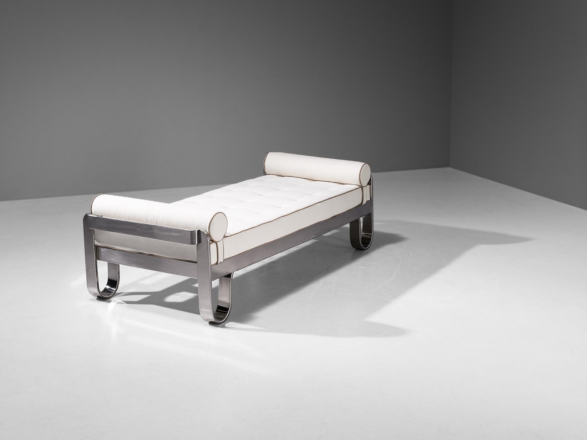 Sergio Chiappa-Catto, Angelo Cortesi & Carlo Torrigiani for Dada Industrial Design, 'Aucuba' bed, chrome-plated metal, Italy, 1976

This extremely rare postmodern bed is created by Sergio Chiappa-Catto, Angelo Cortesi & Carlo Torrigiani, a design