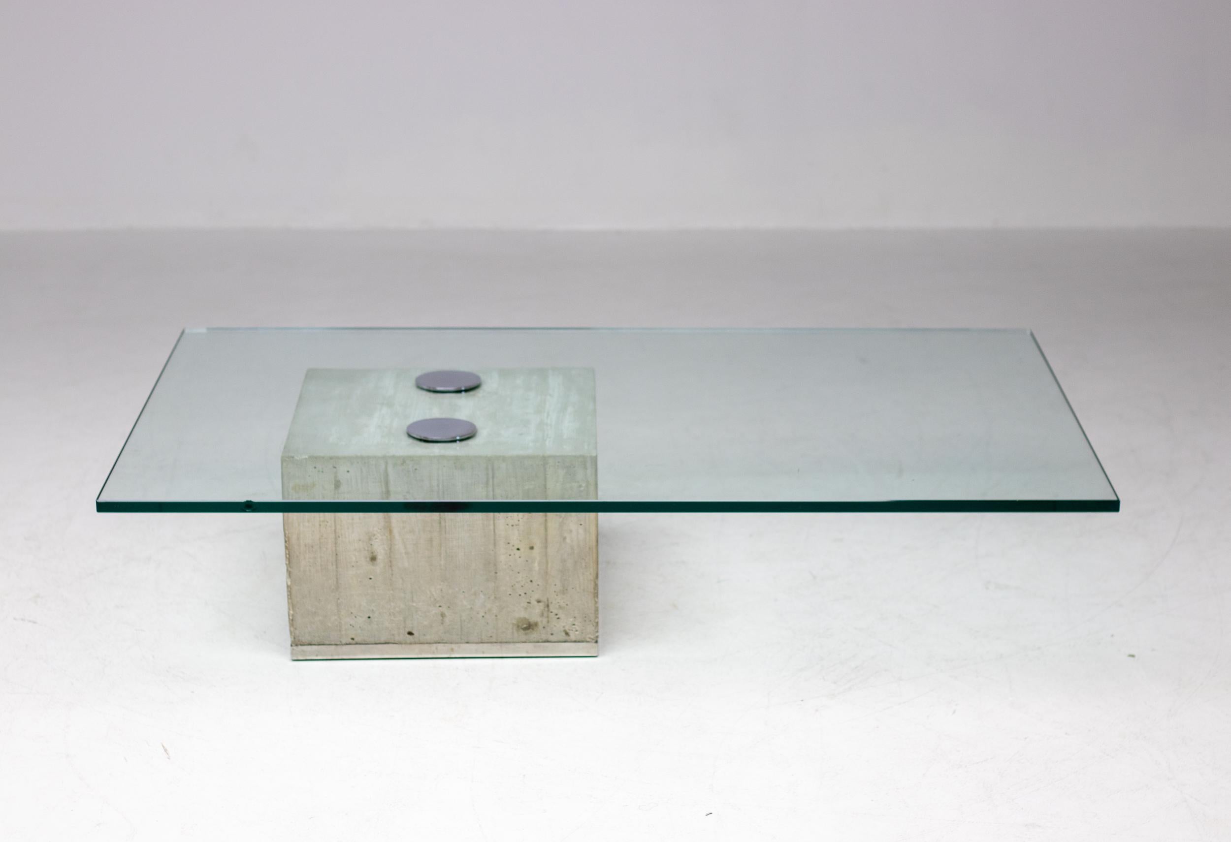 Sergio & Giorgio Saporiti 'Sapo' Coffee Table in Concrete and Glass 3