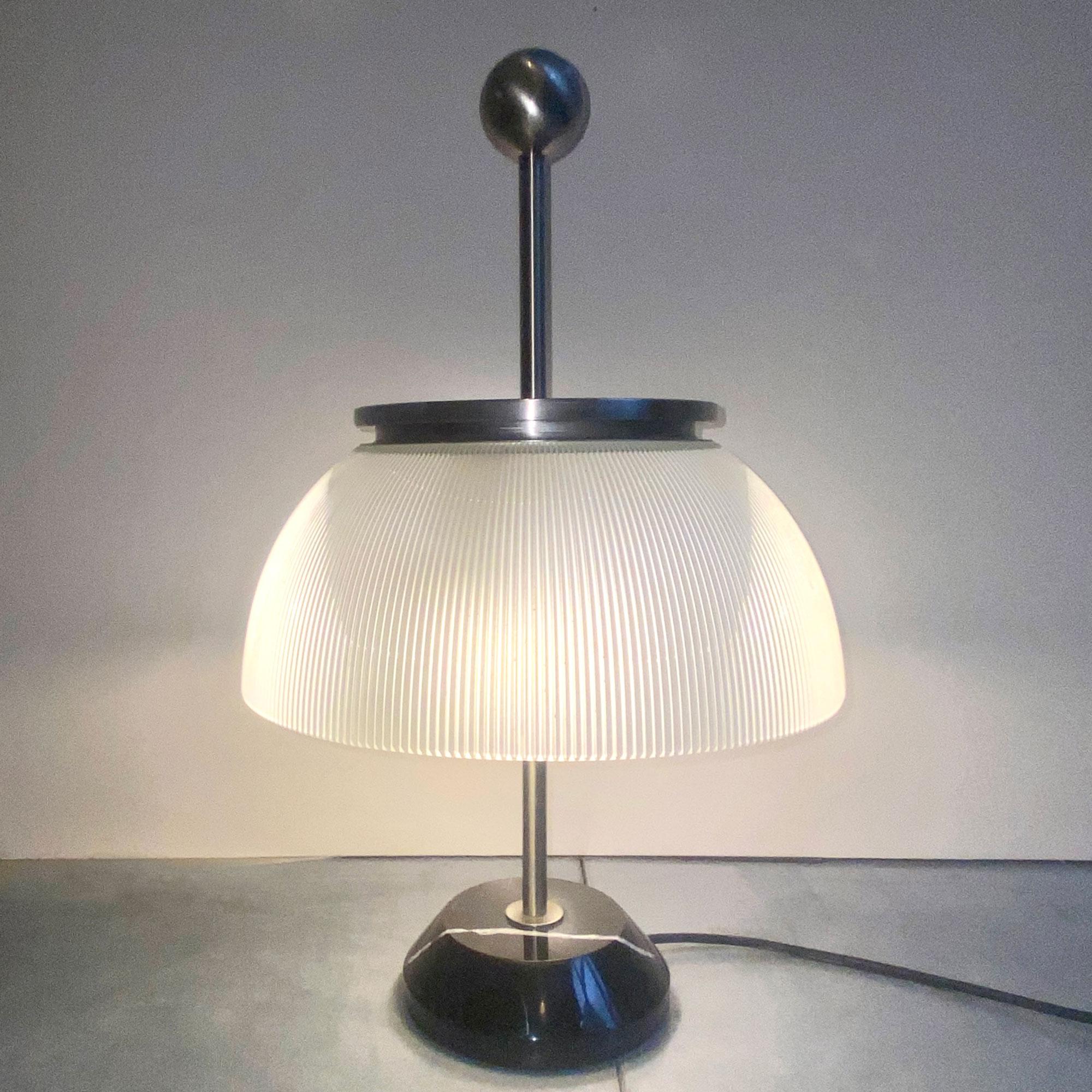20th Century Sergio Mazza alfa lamp Artemide For Sale