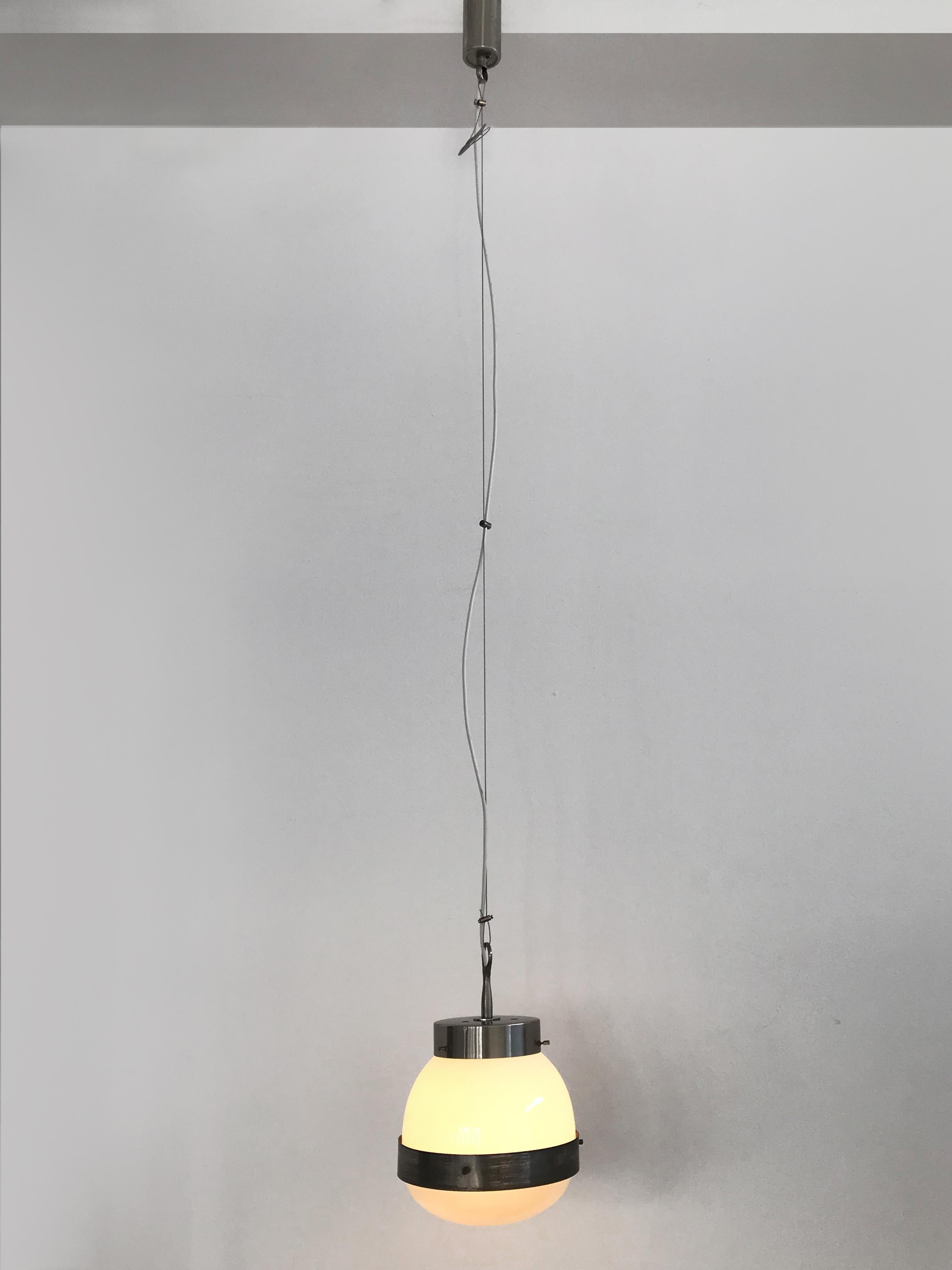 Mid-Century Modern Sergio Mazza pour Artemide, lampe à suspension Delta, Italie, milieu du siècle dernier, années 1960 en vente