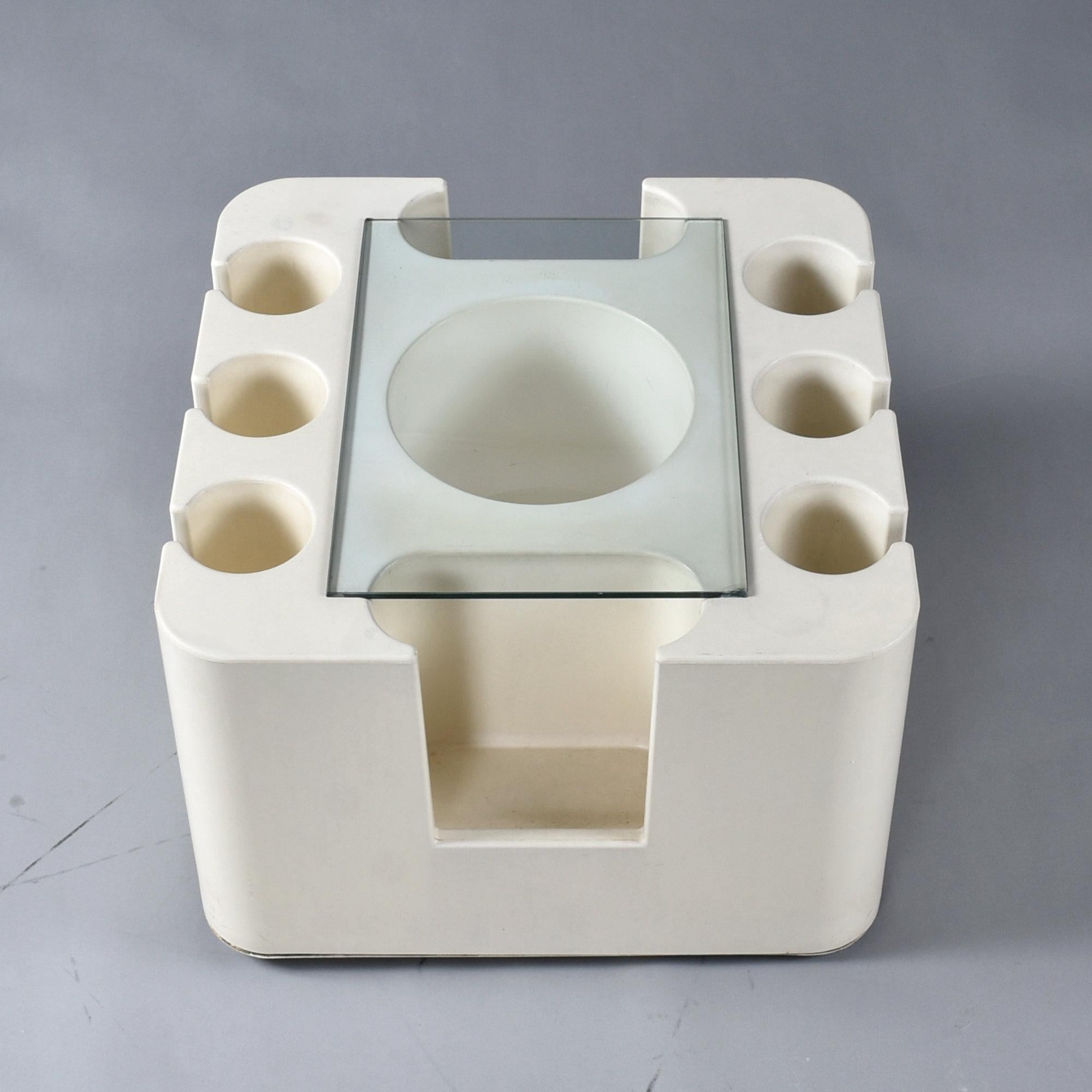 Late 20th Century Sergio Mazza for Artemide Italian Space Age Bacco Bar Cart For Sale