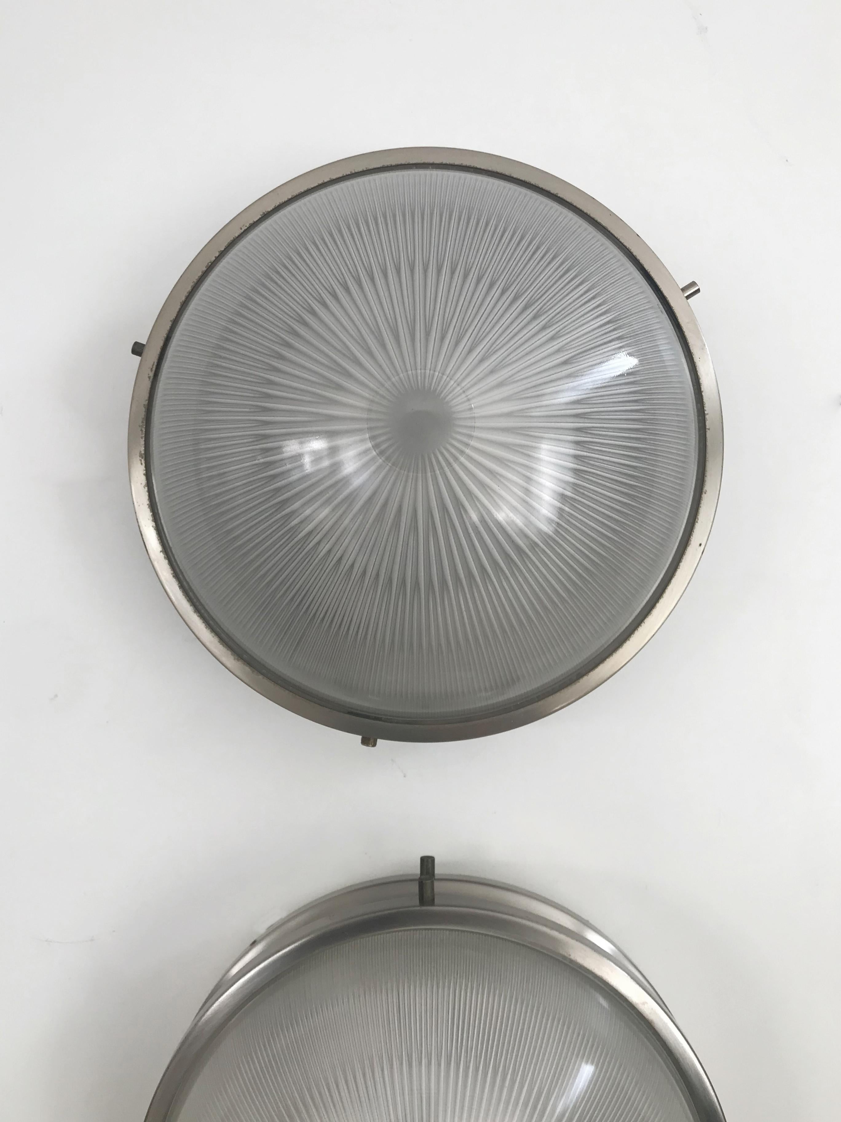 Sergio Mazza for Artemide Midcentury Metal Glass Wall Lamps Sigma Model  1960s For Sale 2