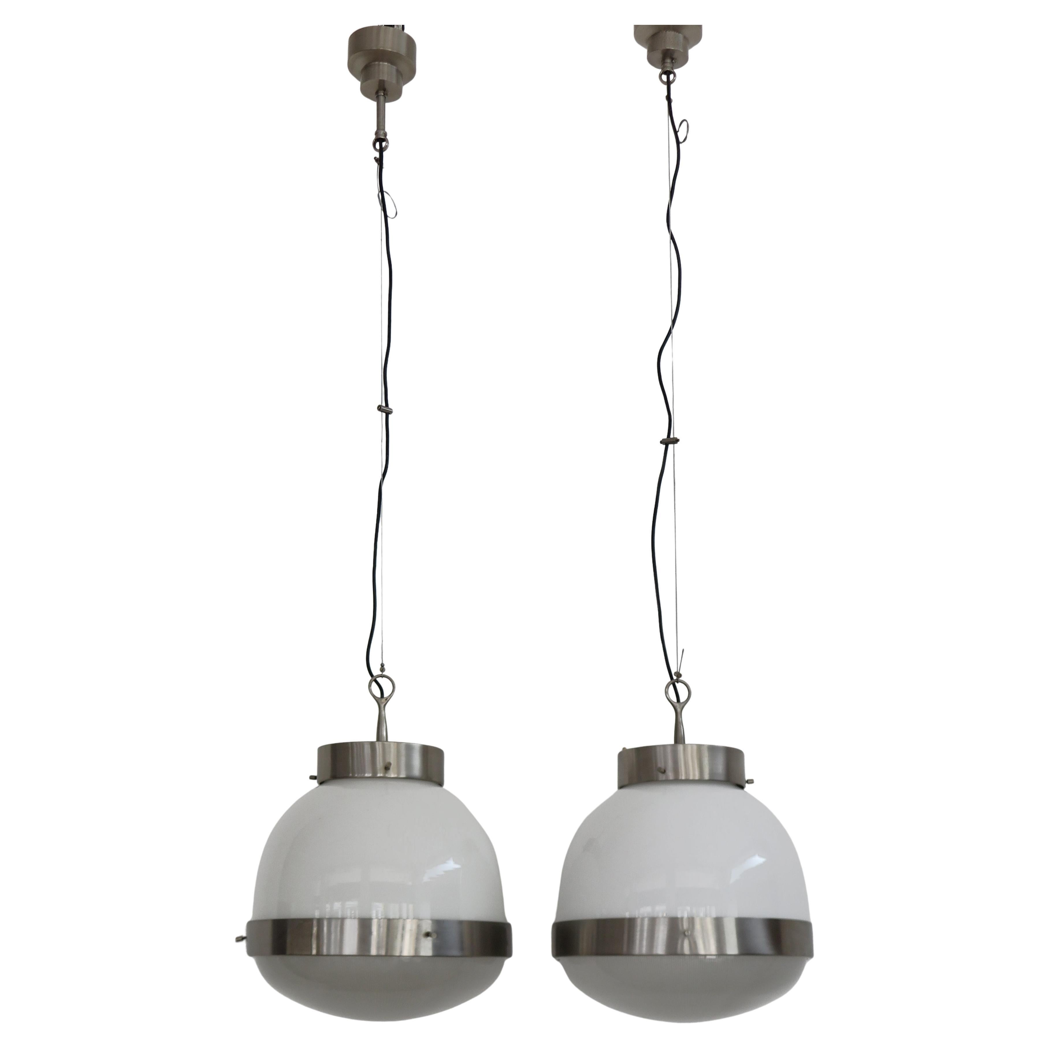 Sergio Mazza für Artemide Midcentury Pendelleuchten "Delta" Model No. Italien 1960s im Angebot