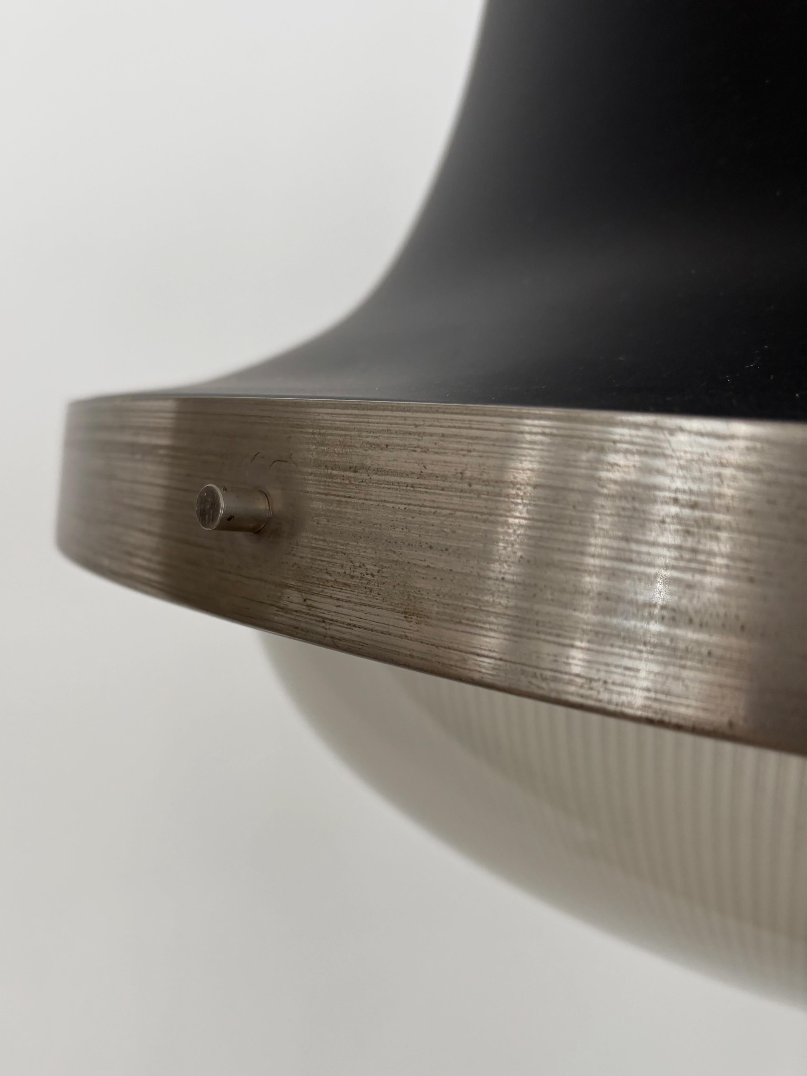 Sergio Mazza per Artemide Lampade a sospensione del Medioevo 