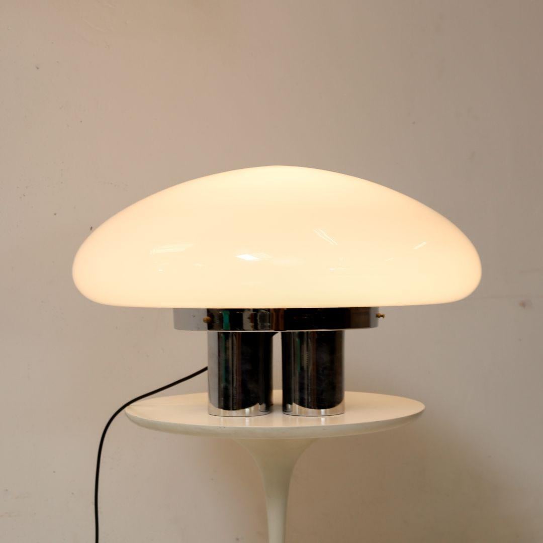 Sergio Mazza & G. Gramigna XL Magnolia Table Lamp In Good Condition For Sale In BAARLO, LI