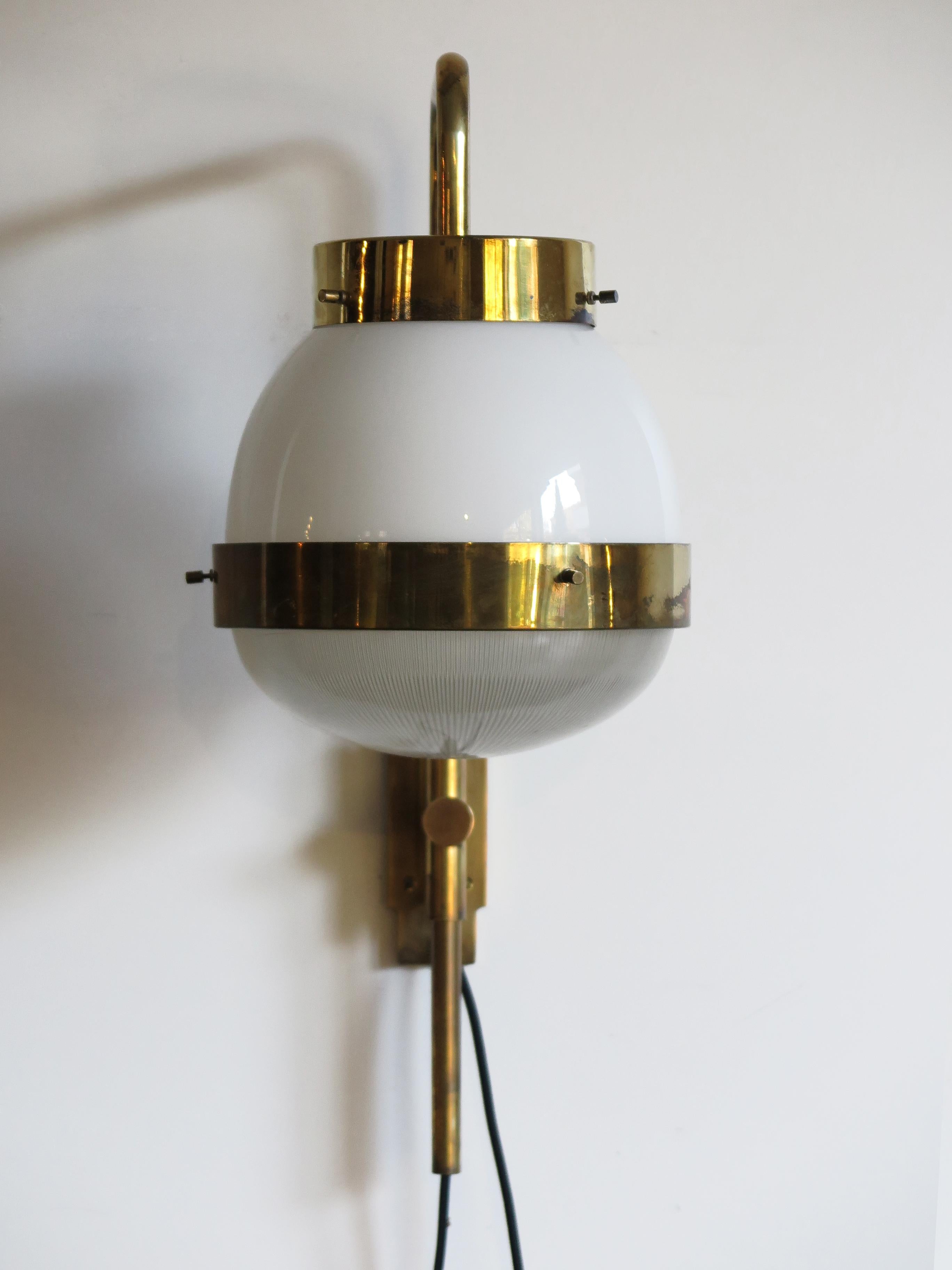 Mid-20th Century Sergio Mazza Italian Glass Brass Wall Lamp or Sconce 