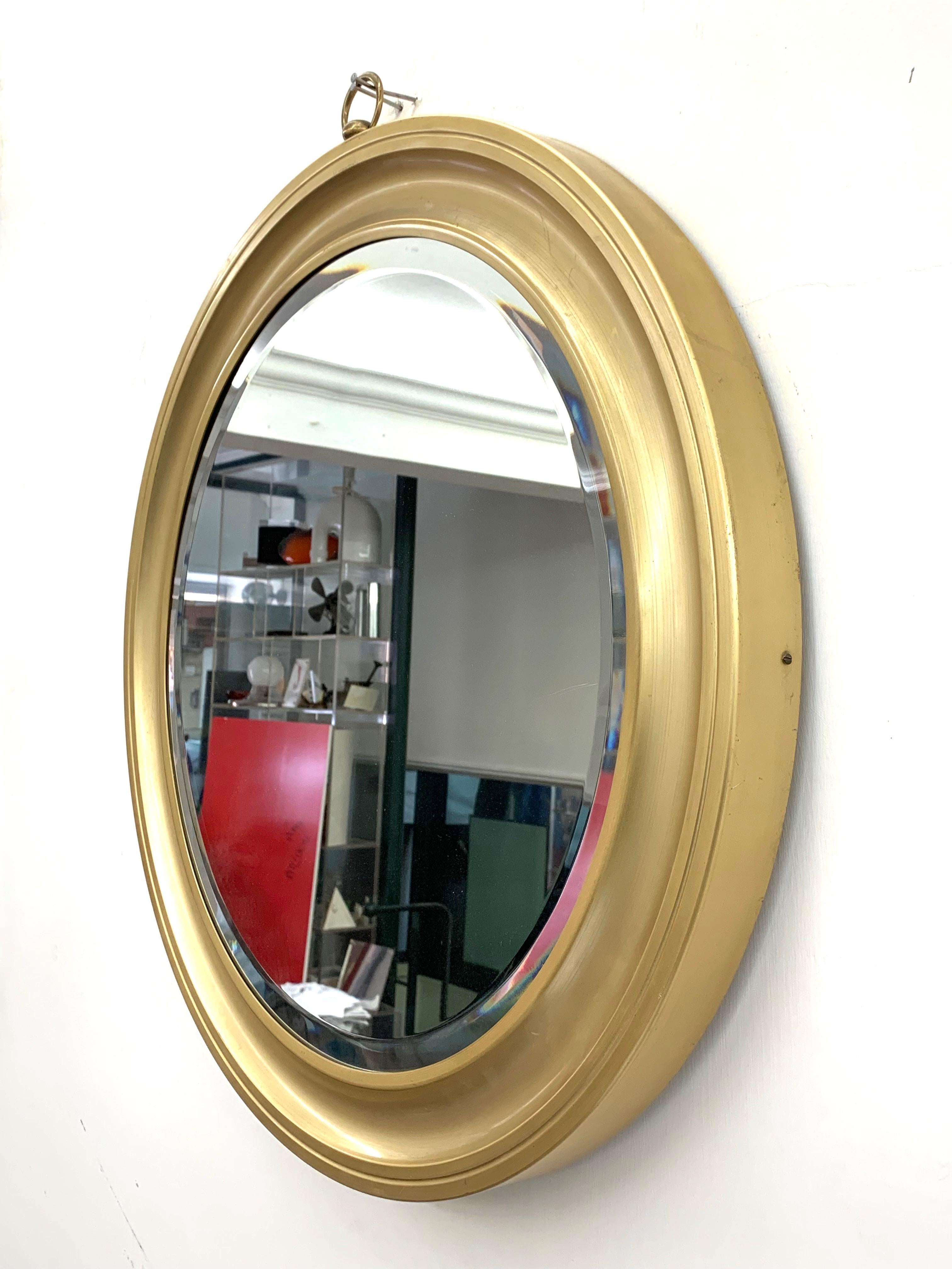 Sergio Mazza Midcentury Golden Aluminum Italian Round Mirror for Artemide, 1960s For Sale 1
