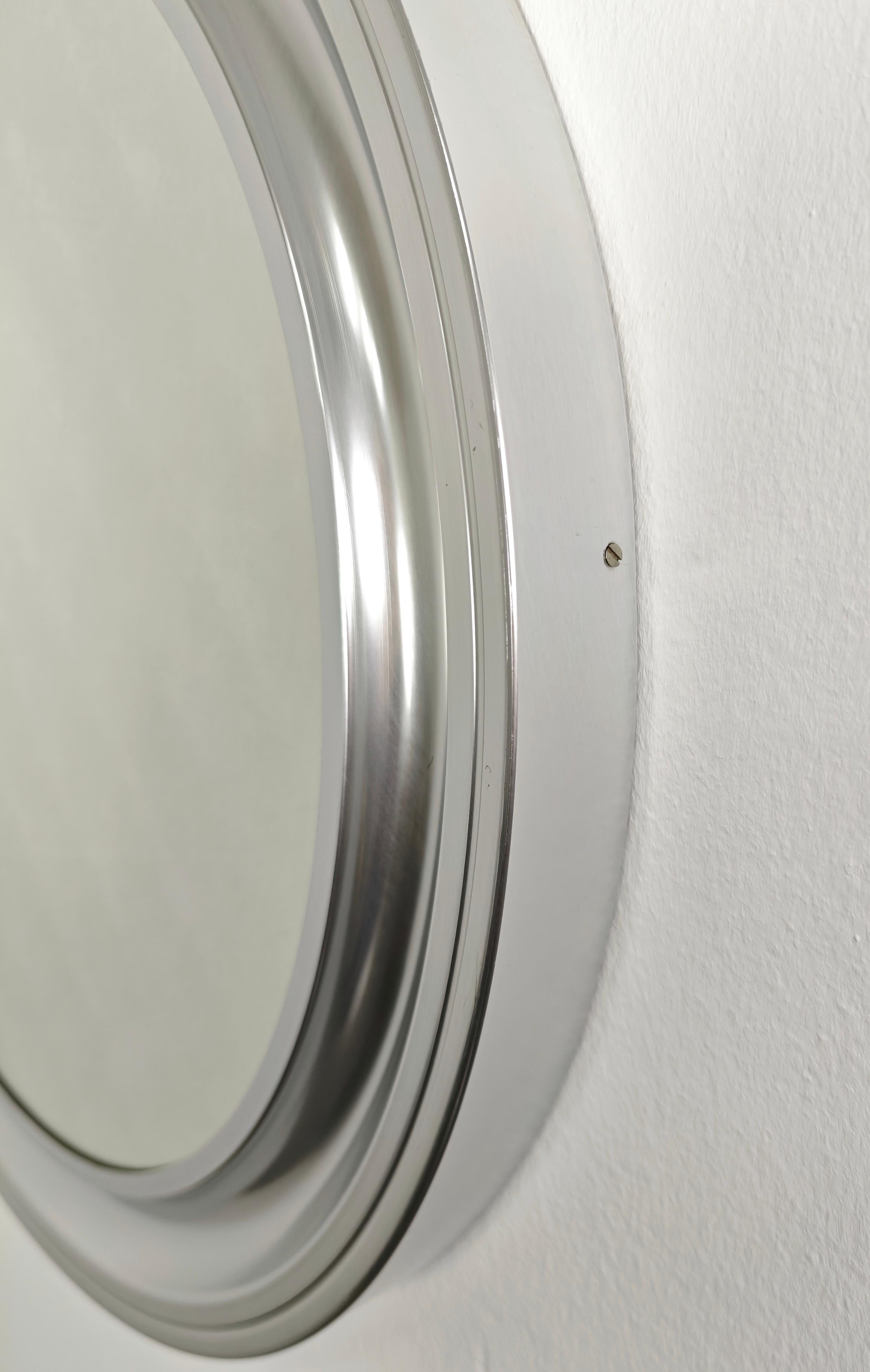 Galvanisé Sergio Mazza, miroir mural rond en aluminium du milieu du siècle pour Artemide, Italie, années 1960/70 en vente