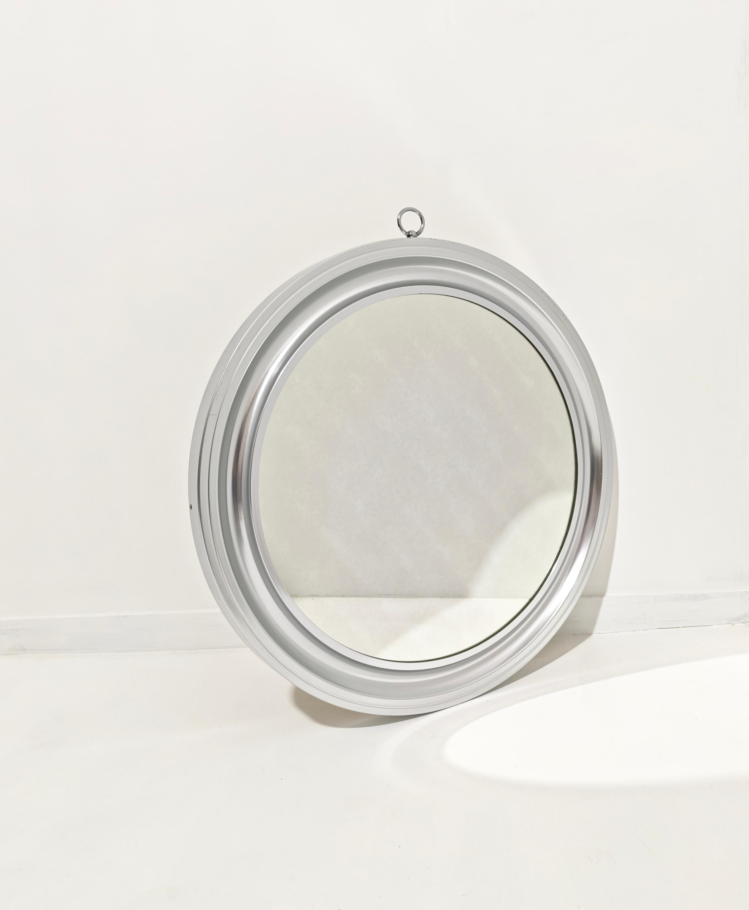 20ième siècle Sergio Mazza, miroir mural rond en aluminium du milieu du siècle pour Artemide, Italie, années 1960/70 en vente