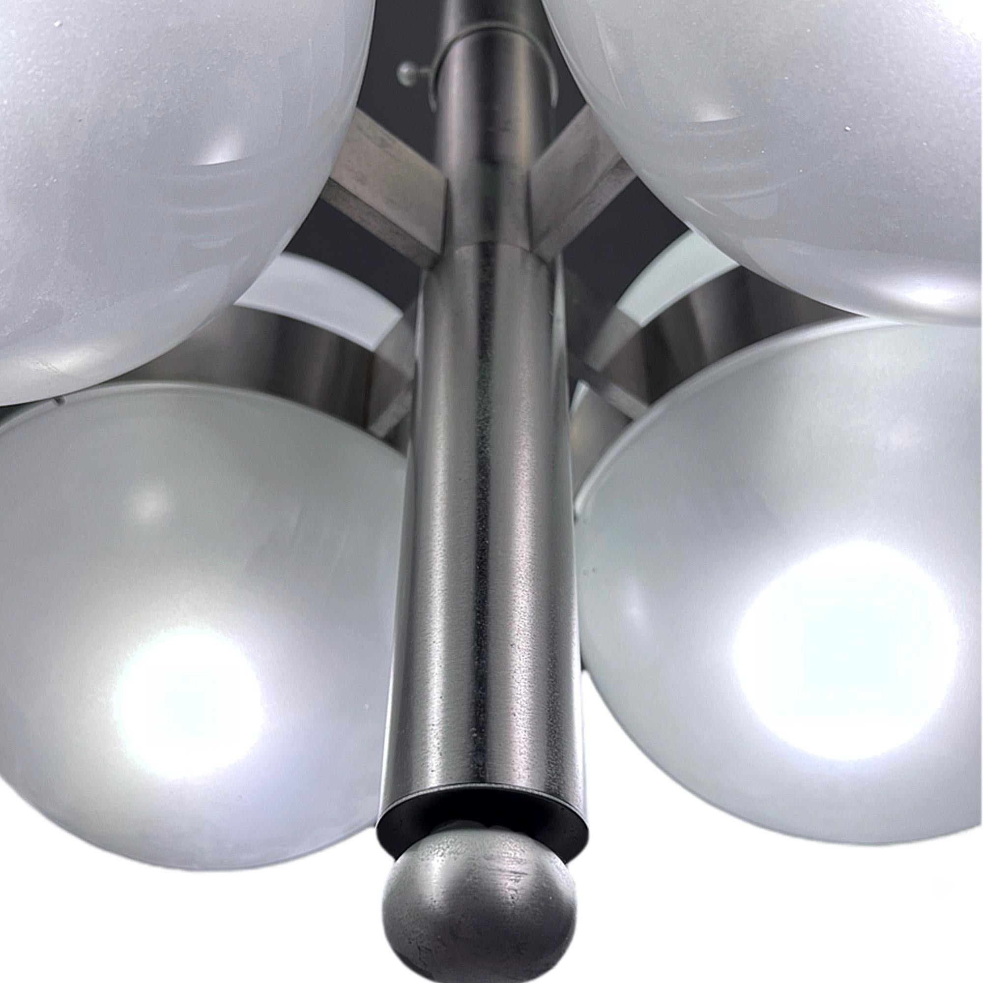Sergio Mazza Tetraclio Suspension Light for Artemide 60s In Good Condition For Sale In Berlin, DE