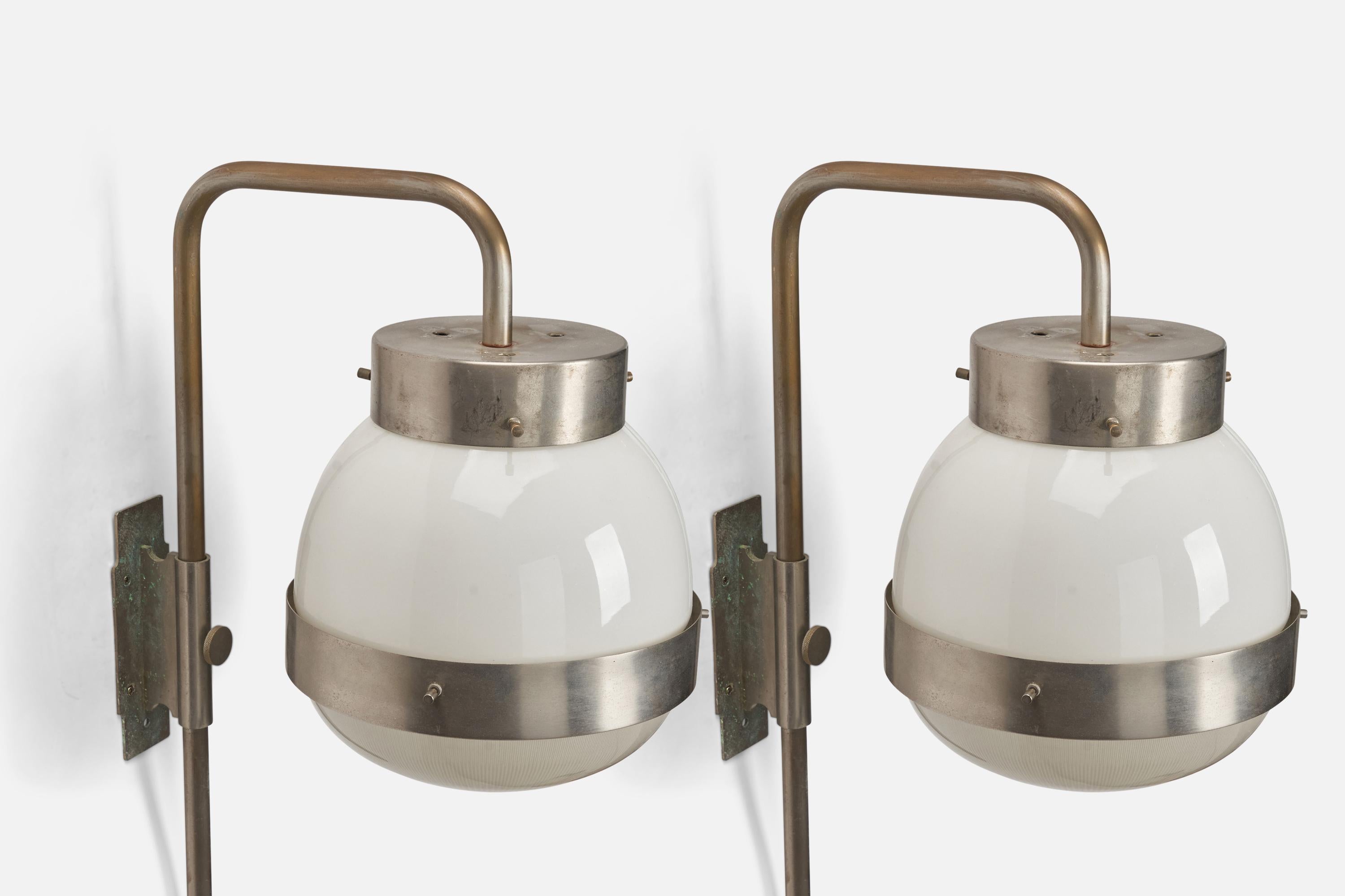 Sergio Mazza, Wall Lights, Steel, Glass, Artemide, Italy, 1960s In Good Condition For Sale In High Point, NC