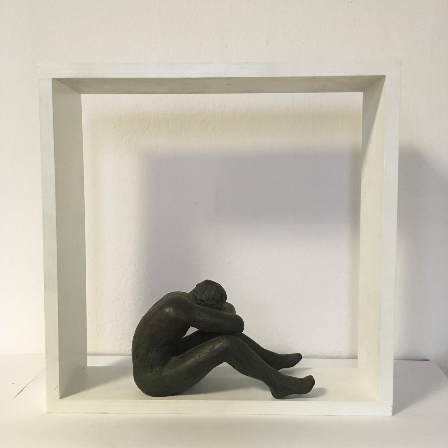 Crouched Body by Sergio Monari 1985 Figurative Sculpture Patinated Bronze Cast For Sale 3