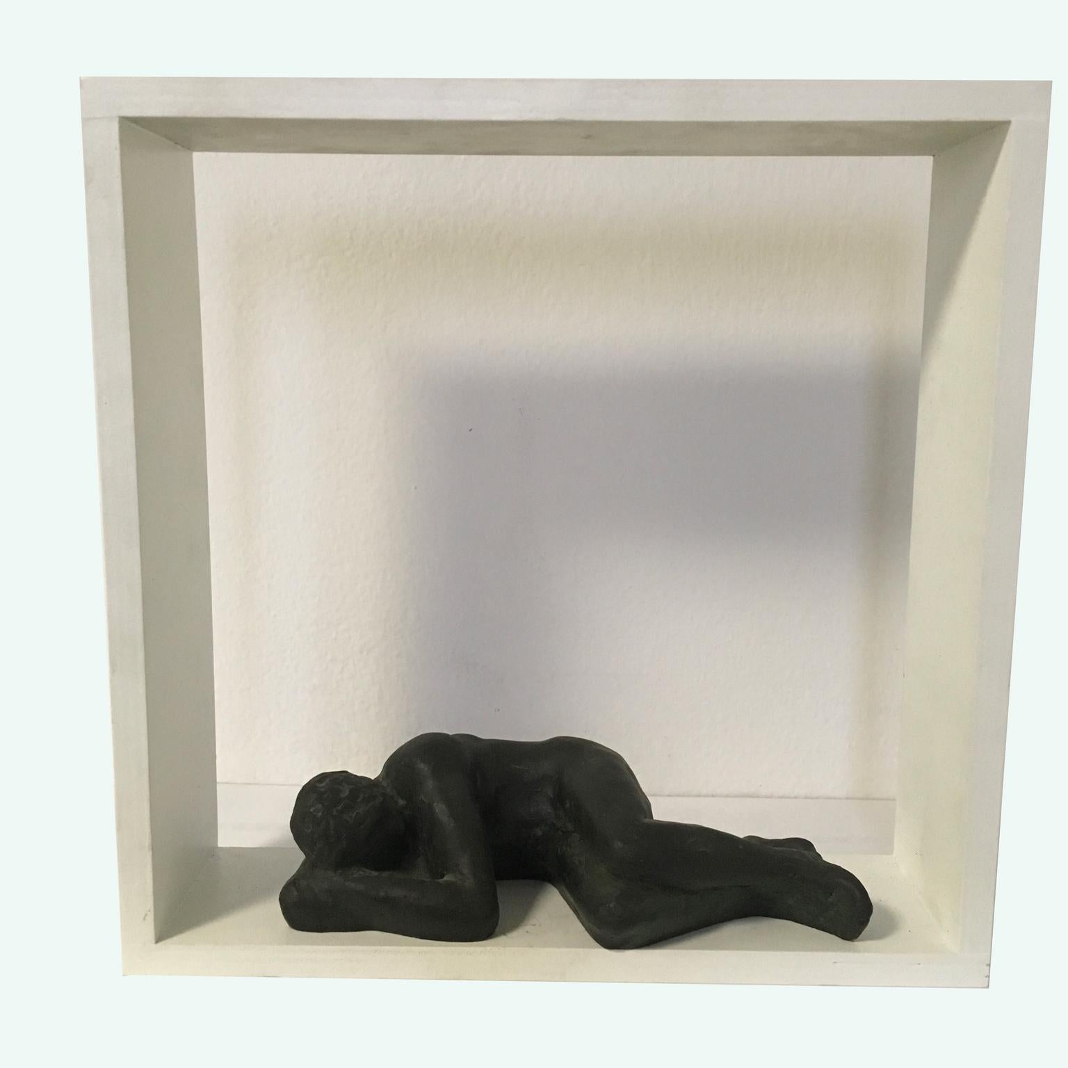 Body endormi de Sergio Monari 1985 - Sculpture figurative en bronze patiné coulé