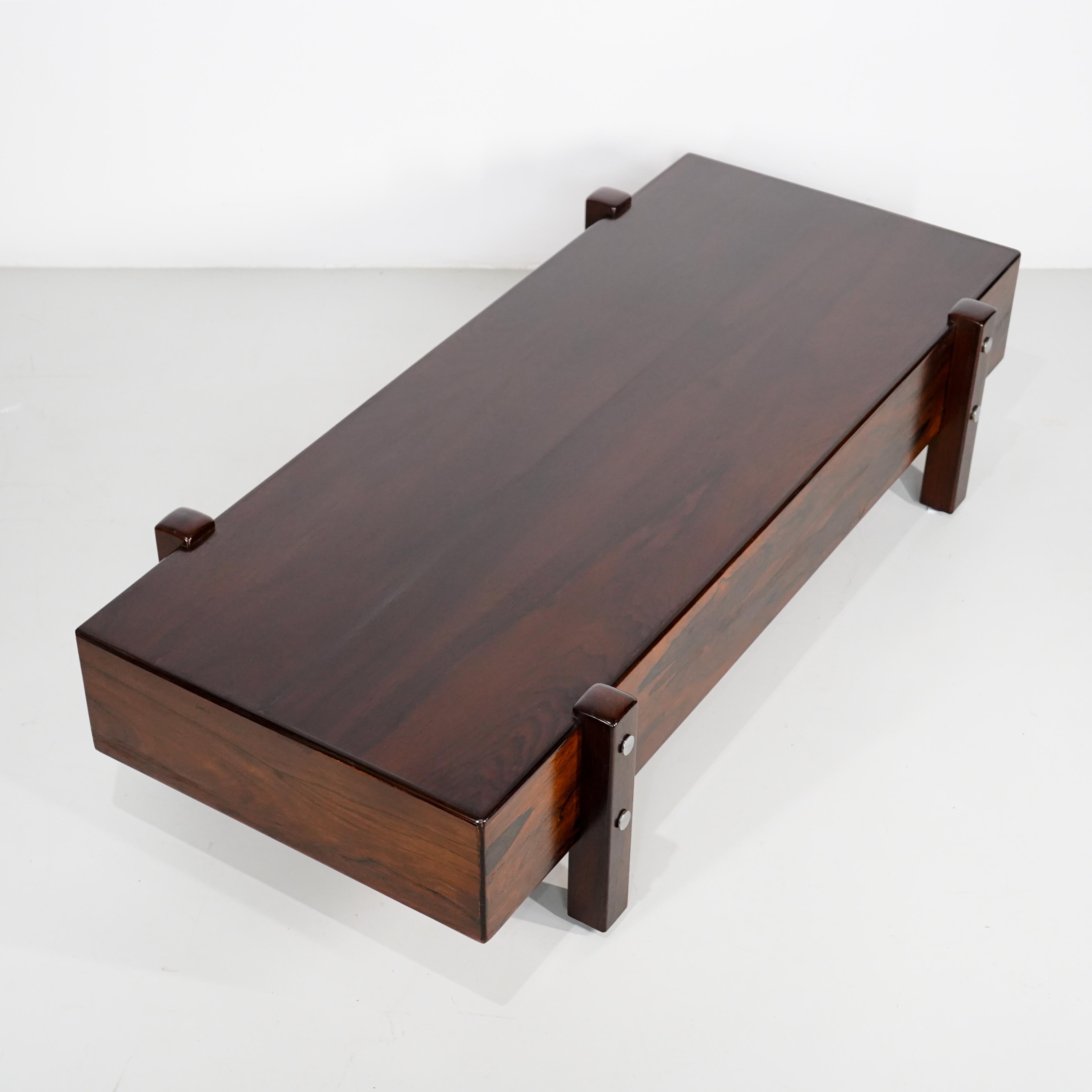 SERGIO RODRIGUES - 1965 - Eleh bench in Rosewood. Brazilian Modern Furniture For Sale 1