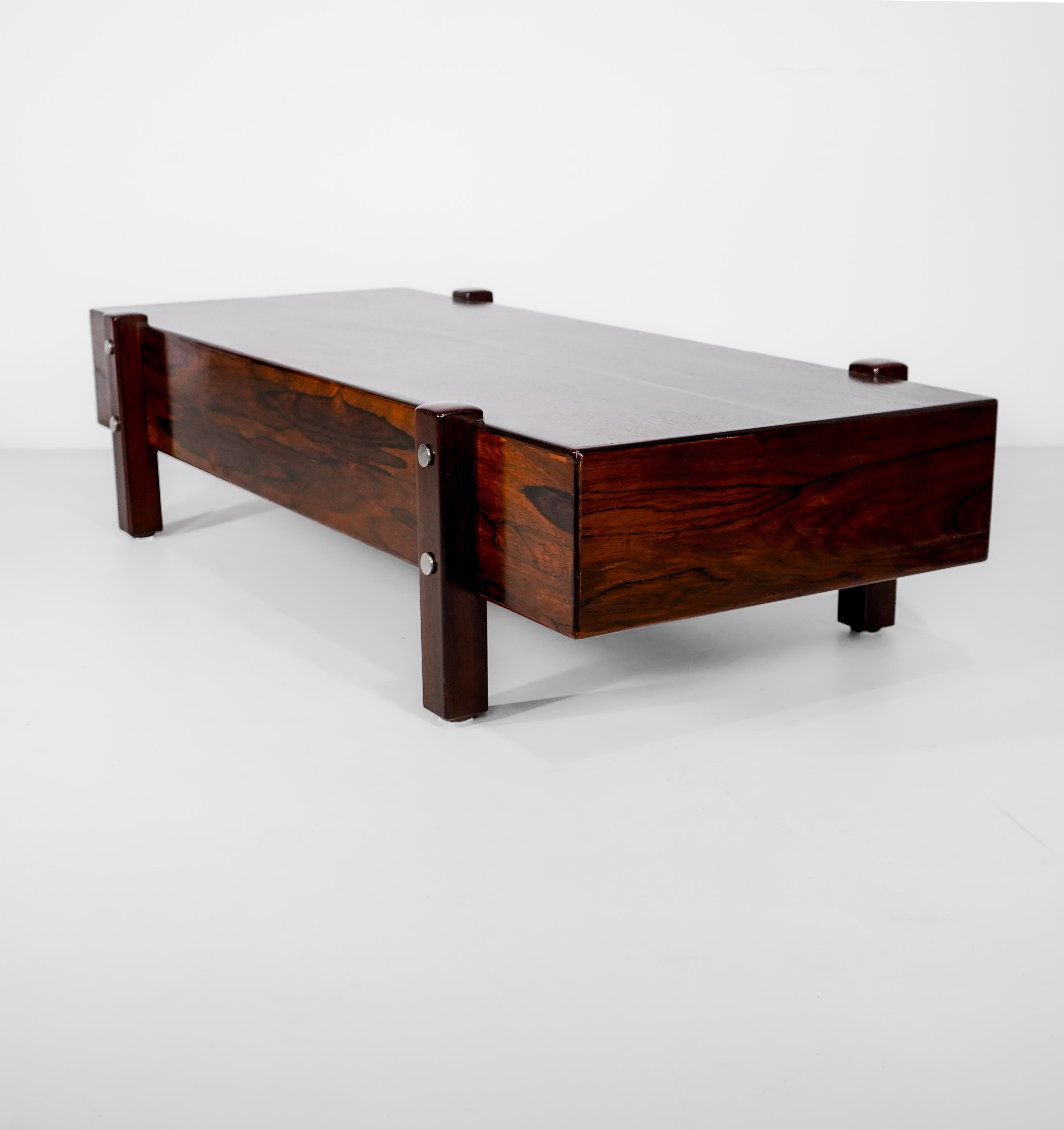 SERGIO RODRIGUES - 1965 - Eleh bench in Rosewood. Brazilian Modern Furniture For Sale 2