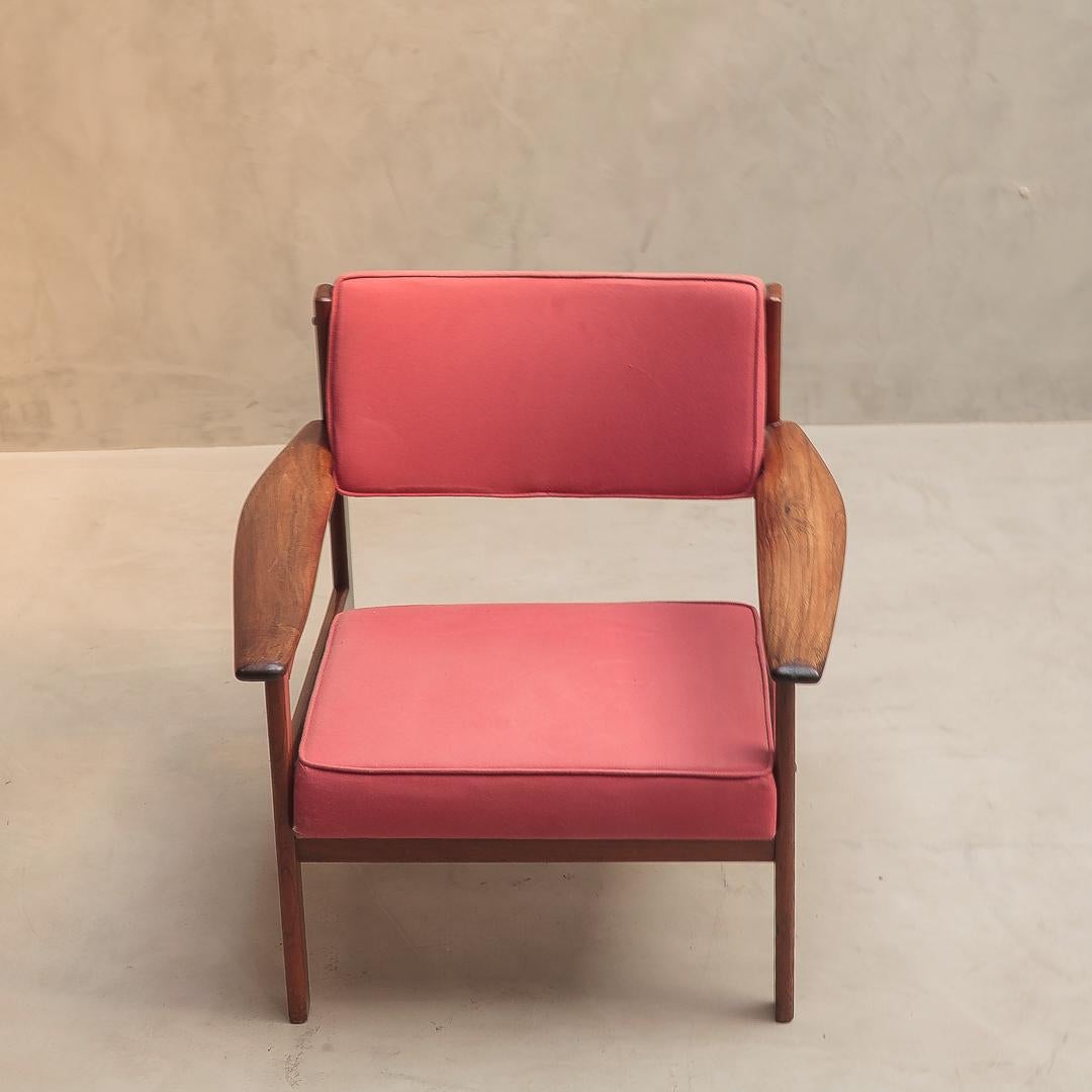 Drummond-Sessel von Sergio Rodrigues, 60er-Jahre, massives Palisanderholz, brasilianisches modernes Design im Angebot 3