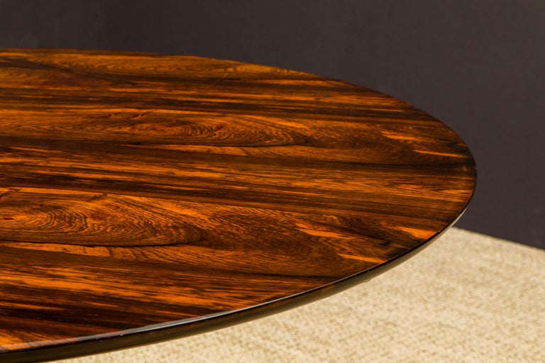 Sergio Rodrigues Brazilian Jacaranda Rosewood Dining or Center Table, 1960s For Sale 4