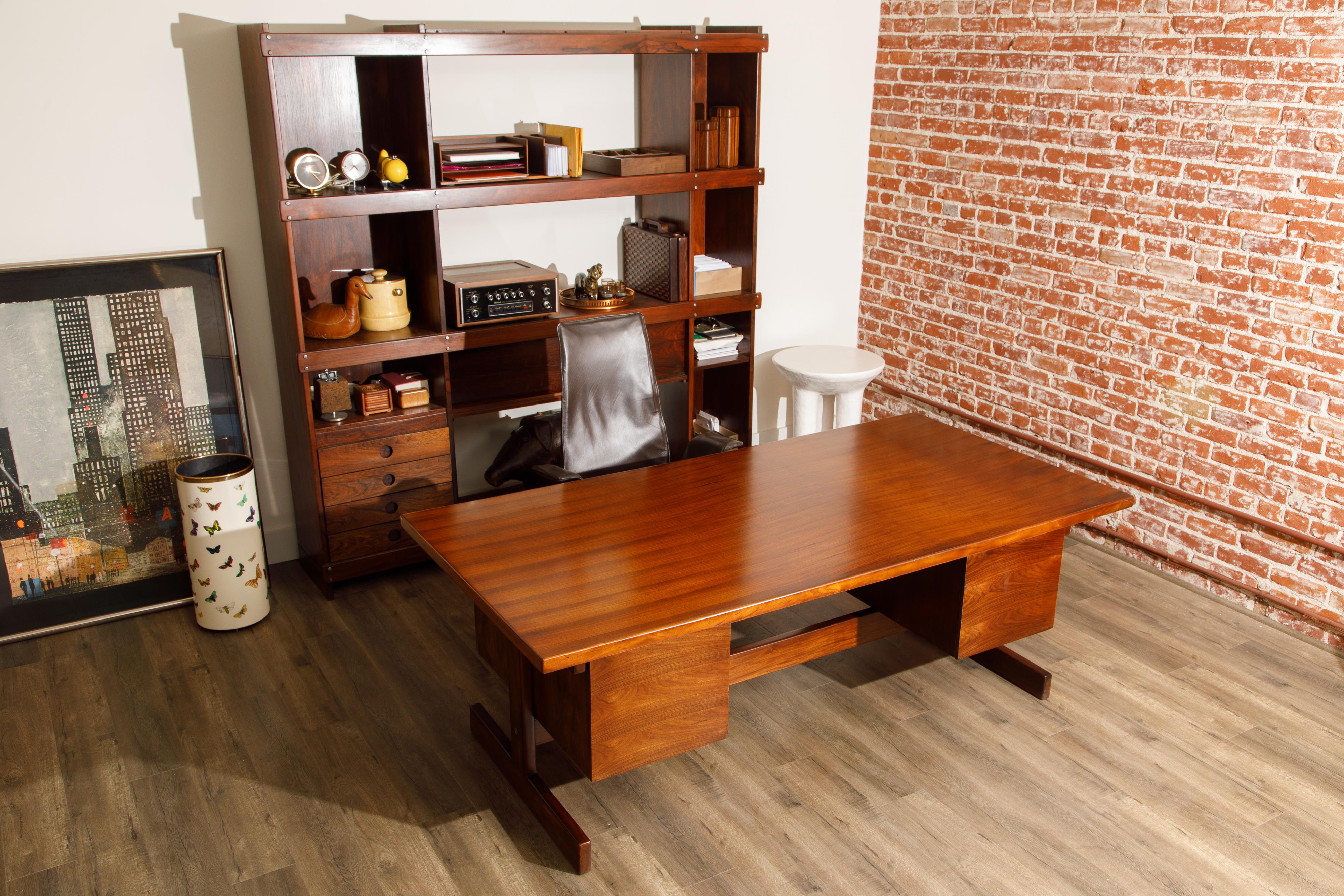 Sergio Rodrigues Brazilian Modern Rosewood Executive Desk, c 1960s, Brazil For Sale 12