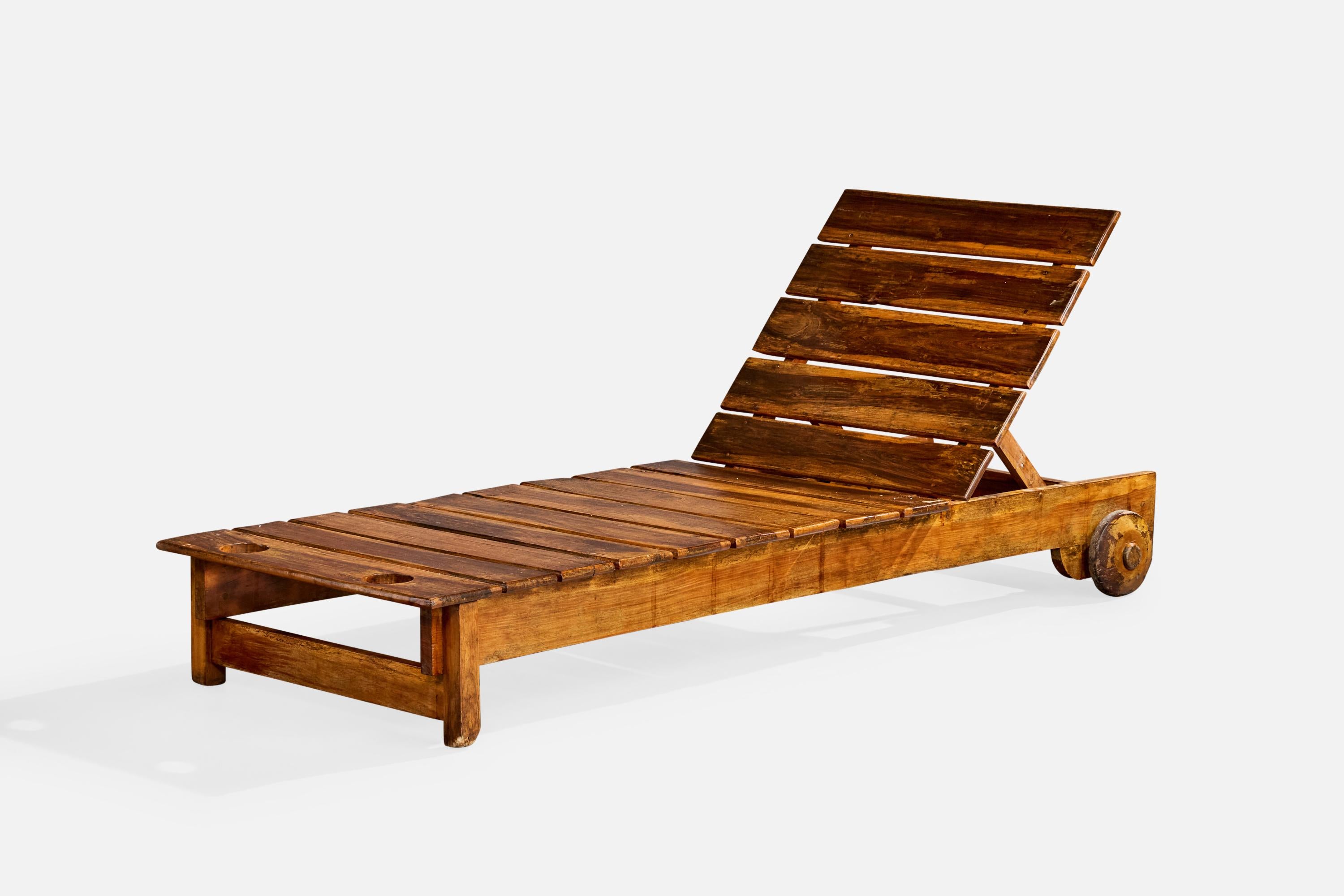Mid-Century Modern Sergio Rodrigues, Chaise Longue, Wood, Brazil, 1980s For Sale