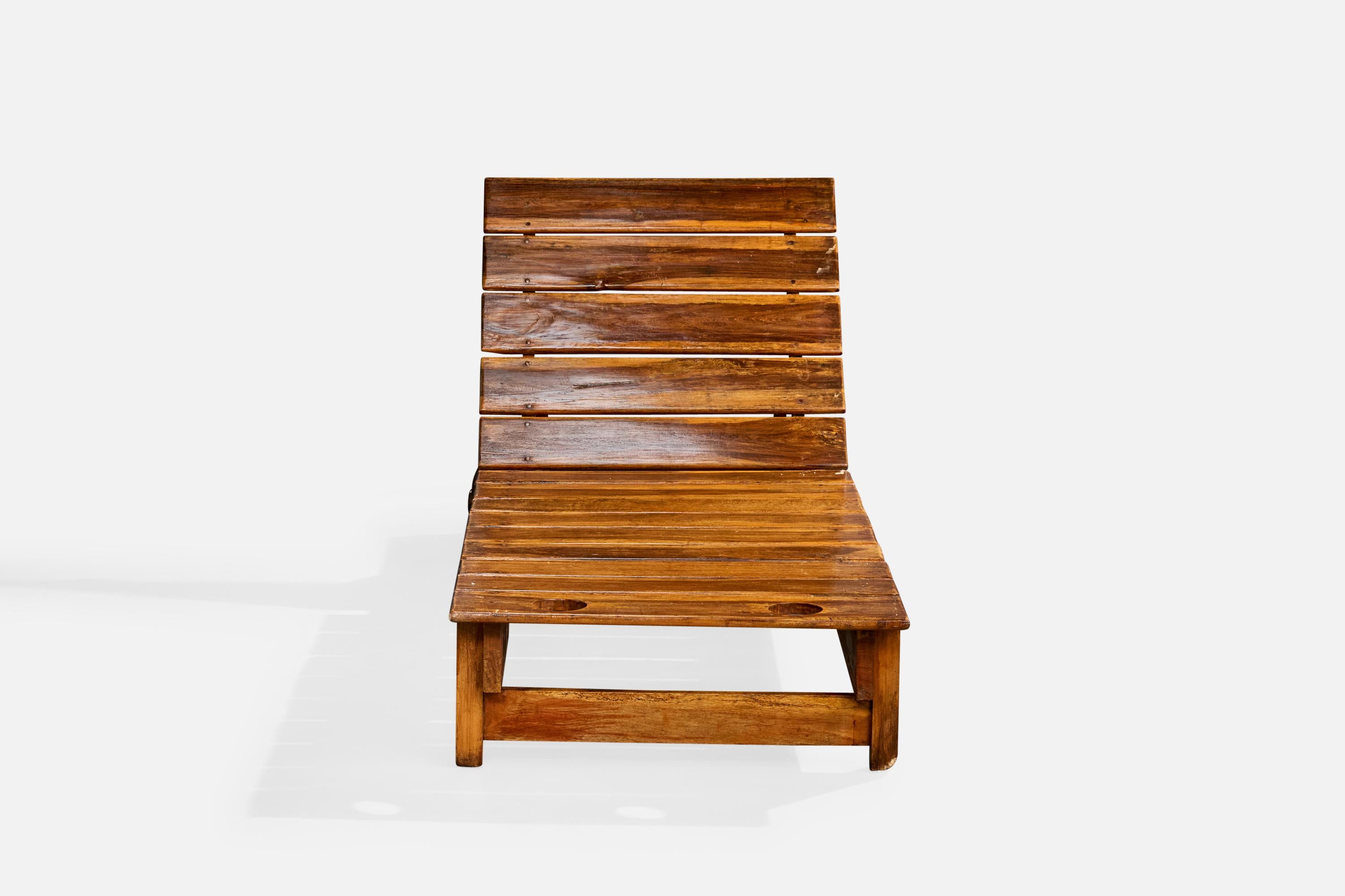 Brazilian Sergio Rodrigues, Chaise Longue, Wood, Brazil, 1980s For Sale