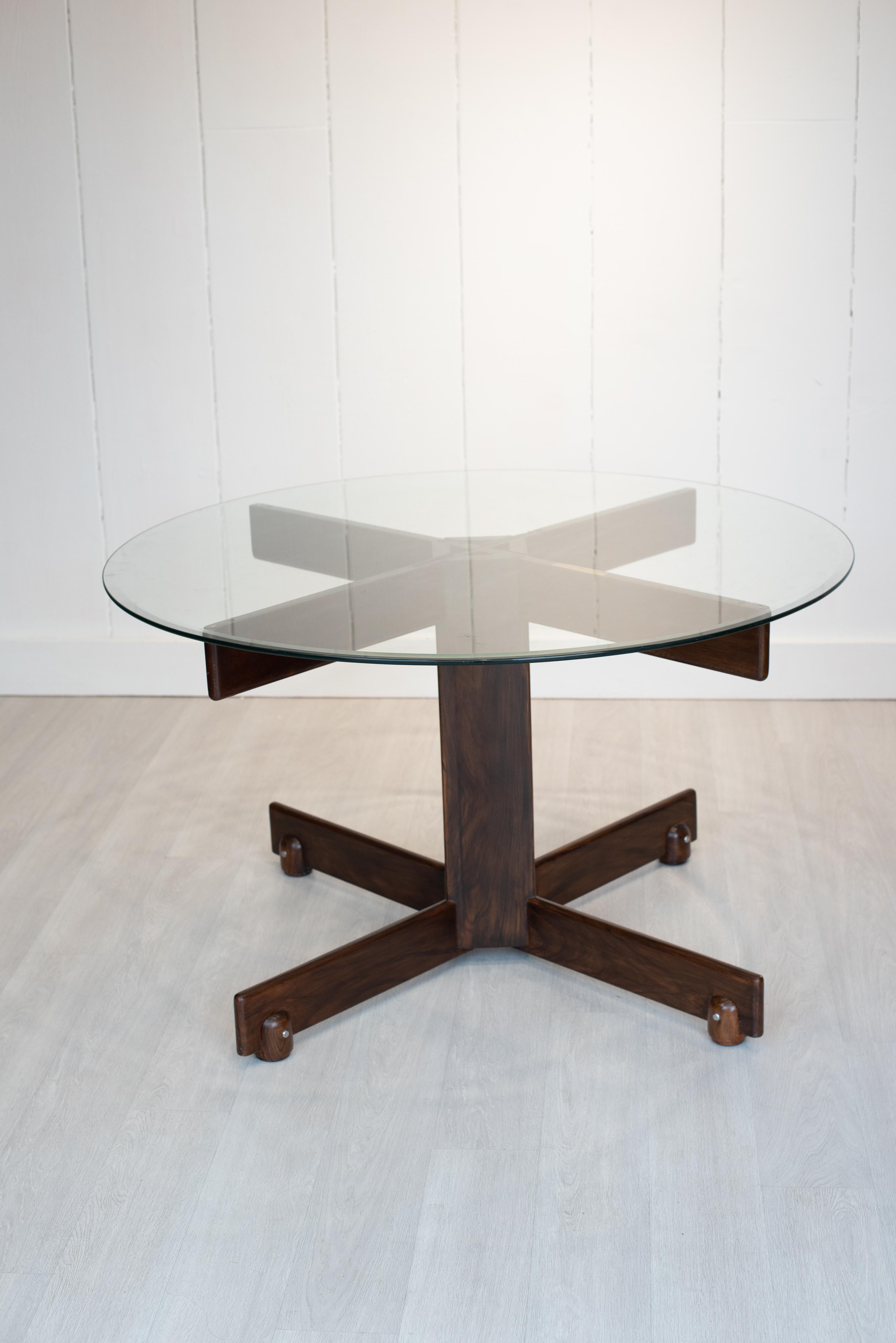 Sergio Rodrigues, Table de salle à manger, Alex, vers 1960. Wood Wood et verre en vente 1