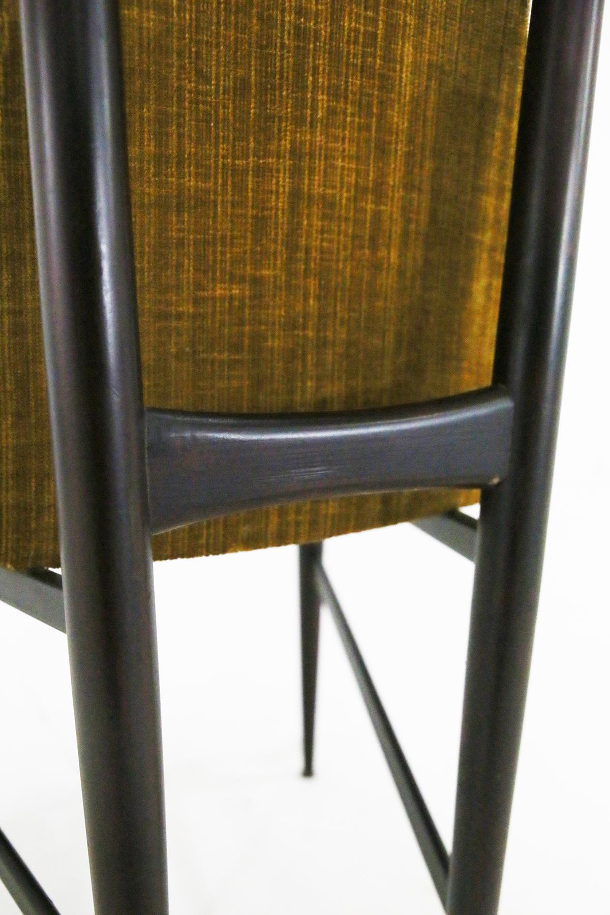 Sergio Rodrigues for Isa Bergamo Set of Midcentury Chairs Six Yellow Velvet 1950 In Good Condition In Milano, IT