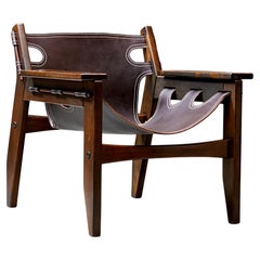 Sergio Rodrigues 'Kilin' Loungesessel aus Holz und Leder, Brasilien, 1970er Jahre